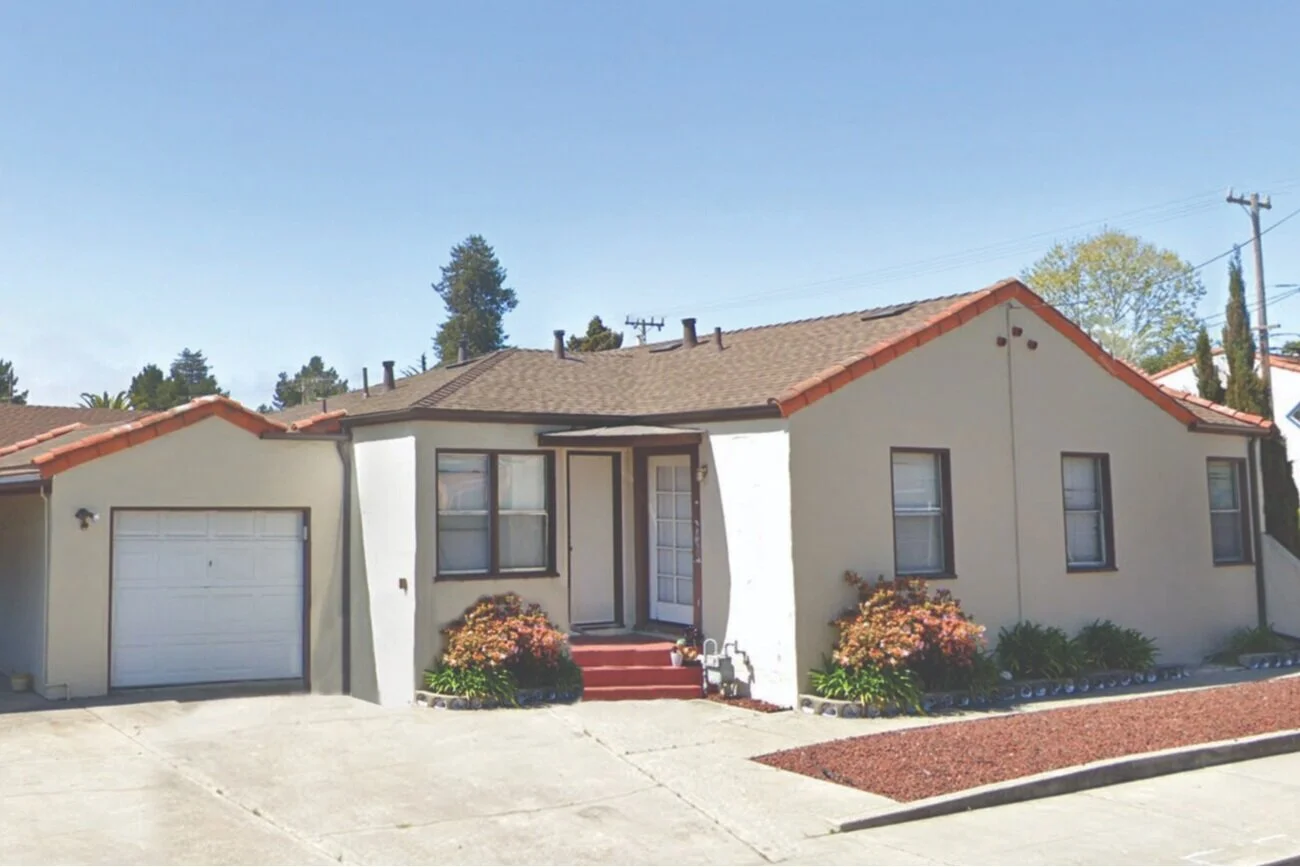 ** SOLD 220 Stanford Ave, Santa Cruz • $750,000 4 Bedrooms, 2 Bathrooms • 1,240 Sq. Ft.