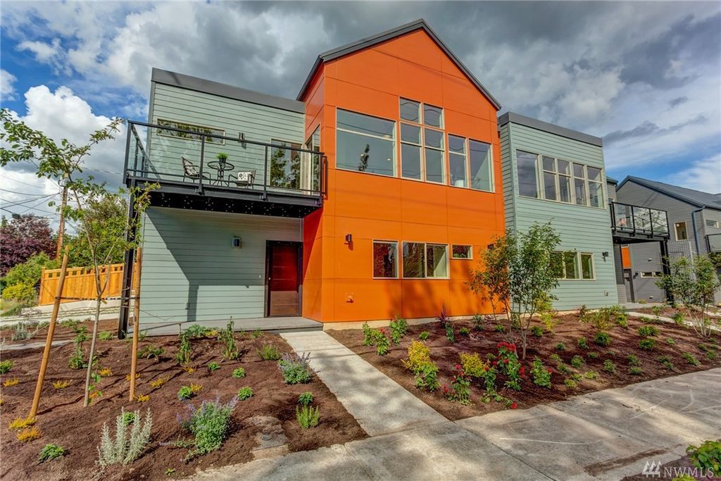 B Street Building 2.jpg