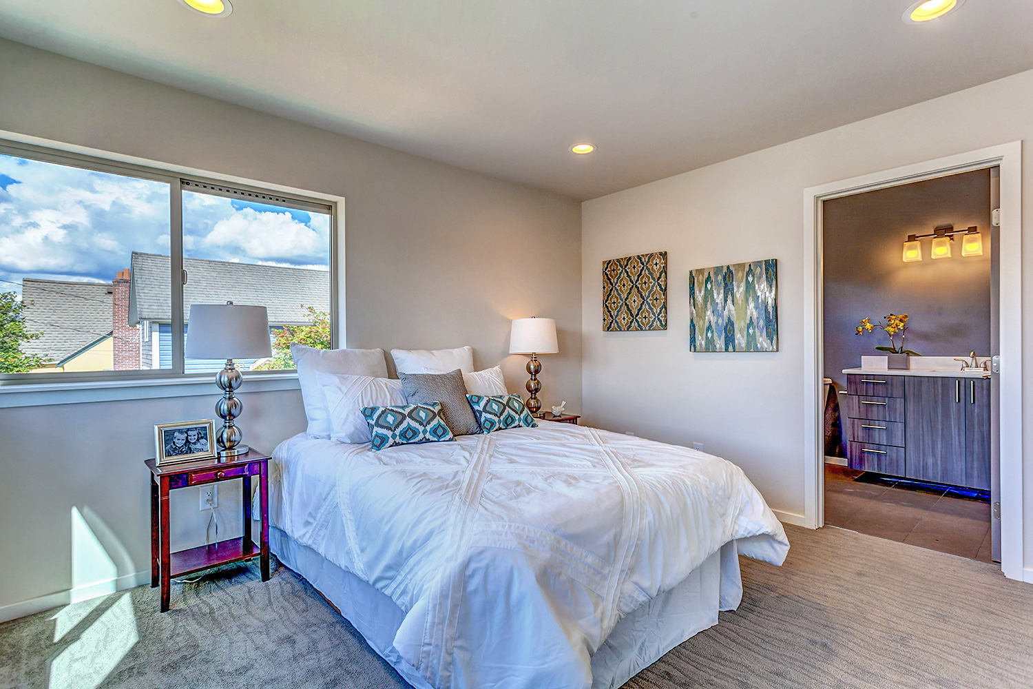 Halleck Street | Primary Bedroom