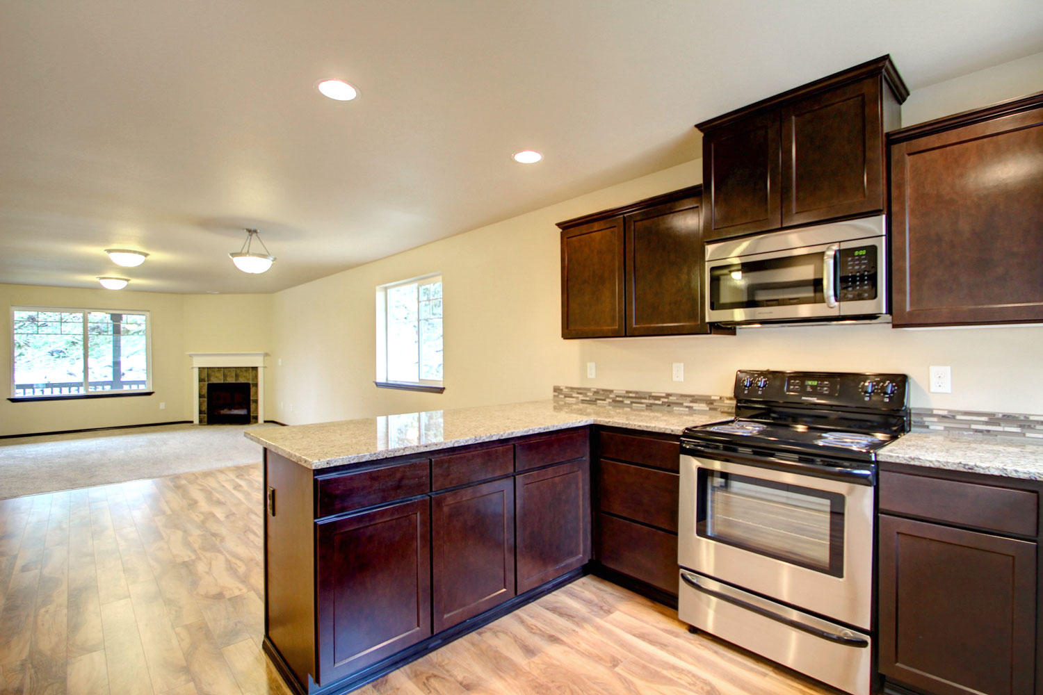 Gateway Heights | Kitchen Finishes