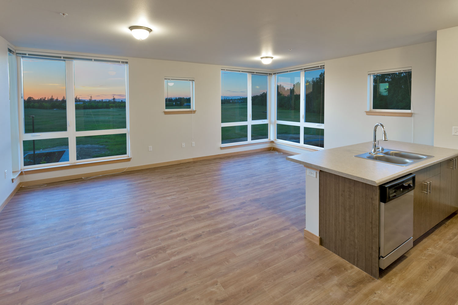 Floor to Ceiling Windows (Copy)