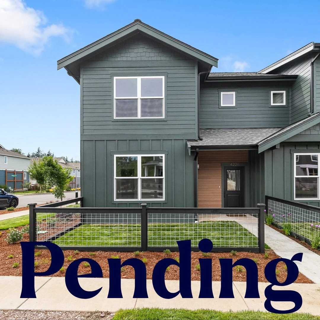 🎉PENDING🎉

Our exclusive offer rate is still available for qualified buyers. Did you know it saves you around $500/month?! Pretty great, right?

This opportunity is ticking away...so don't miss out on putting more money back in your pocket. 

Conta