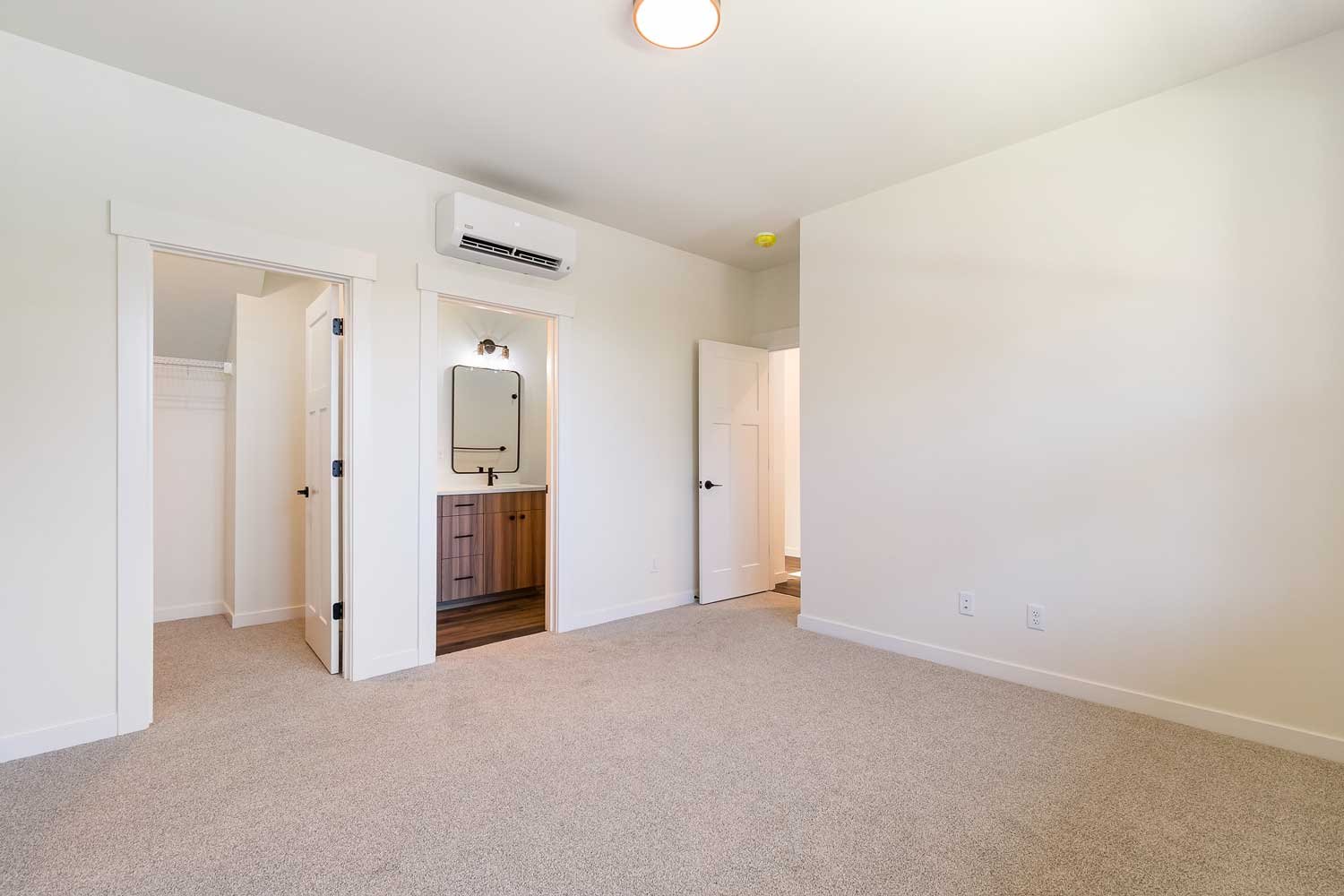 Baker [A] | Primary Bedroom