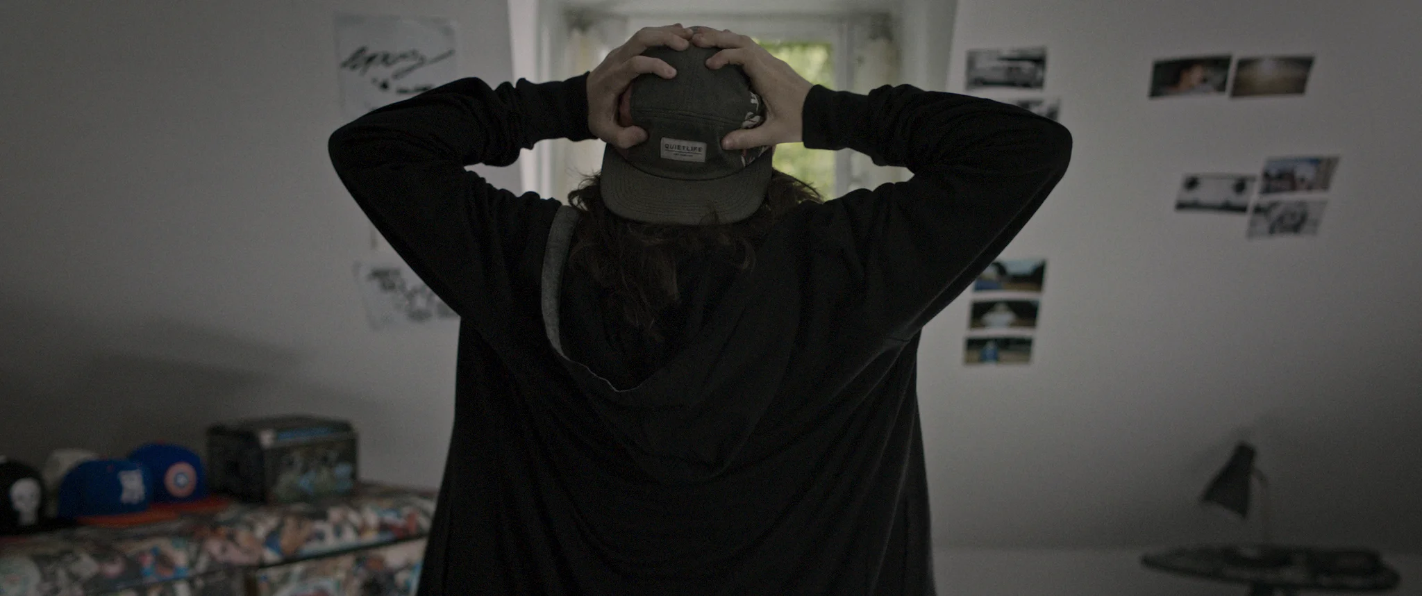 As Long As It Takes Director/Writer: Abeille Tard // Producer: François Bonneau // Canada Ben is in his fifties, William is seventeen. Together, for just a moment, they will let go and let themselves be carried by the music.