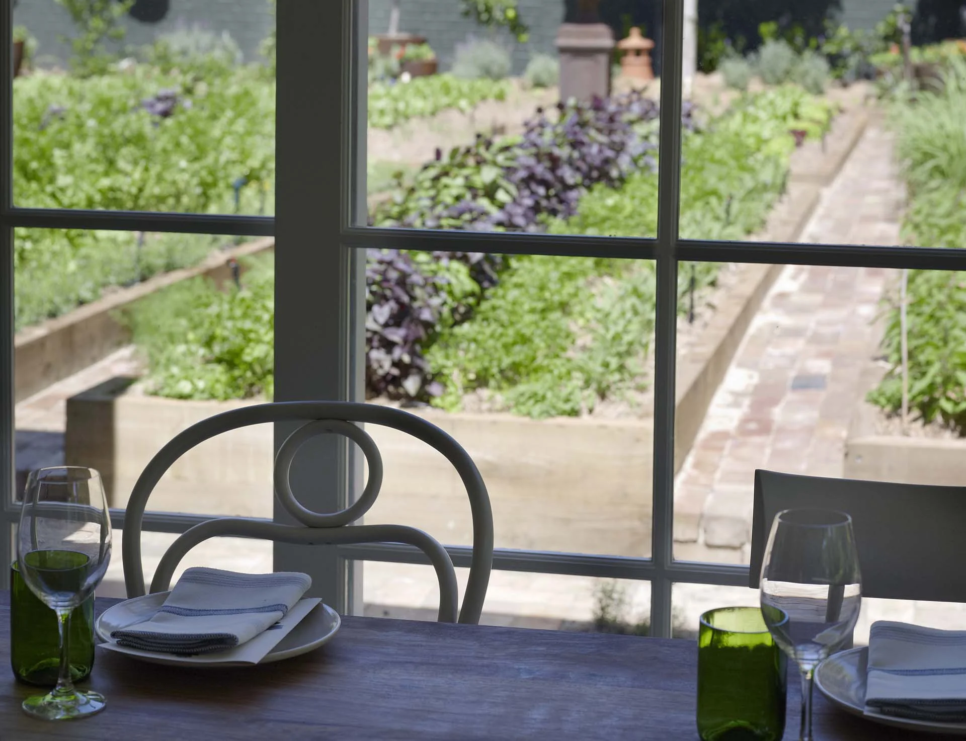 Chiswick Gardens, Woollahra, NSW / Solotel