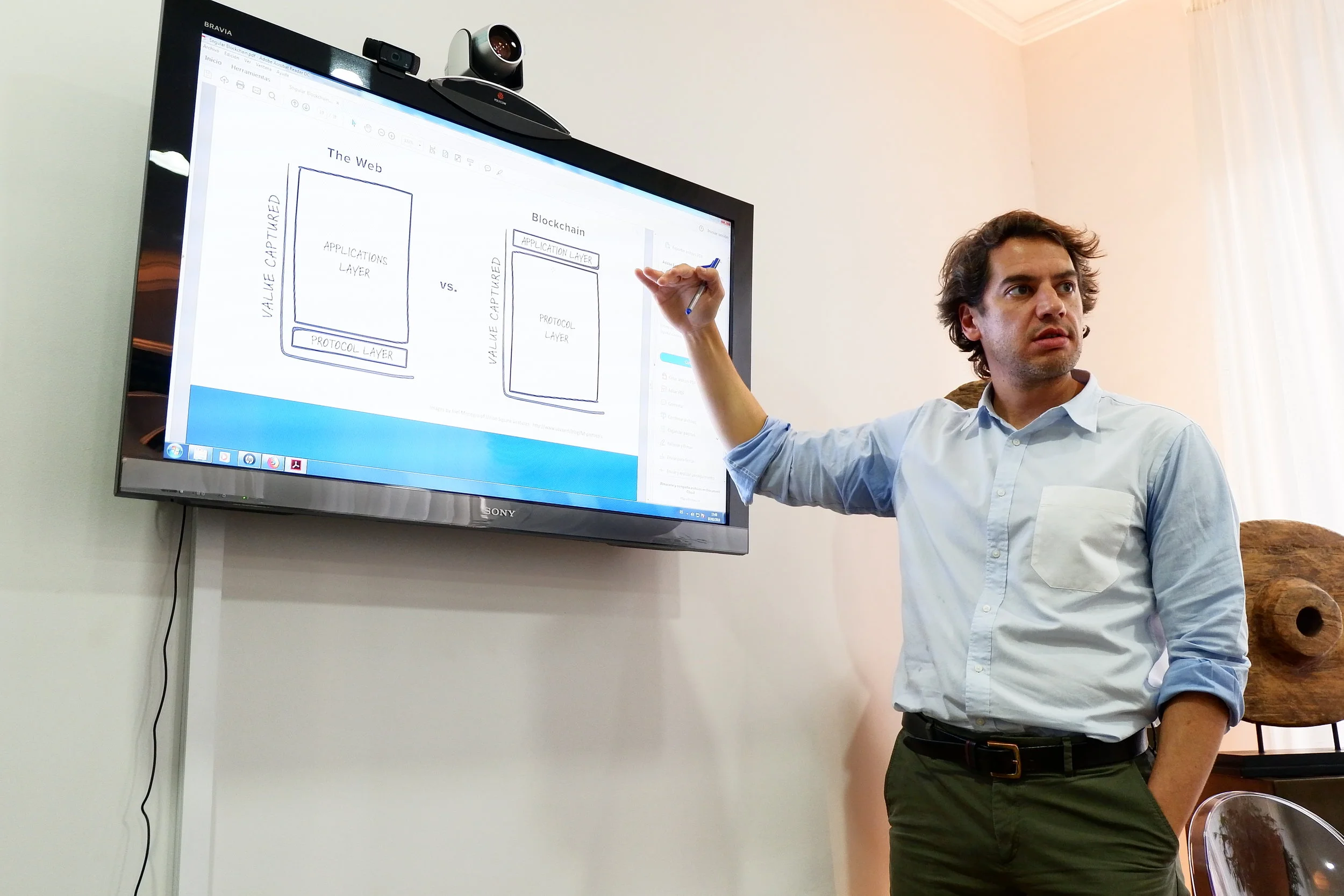 Carlos Kuchkovsky (BBVA) inaugura el "Ágora FIFED"