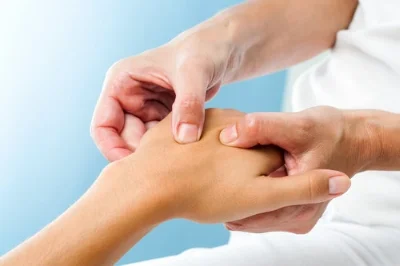 hand.jpg
