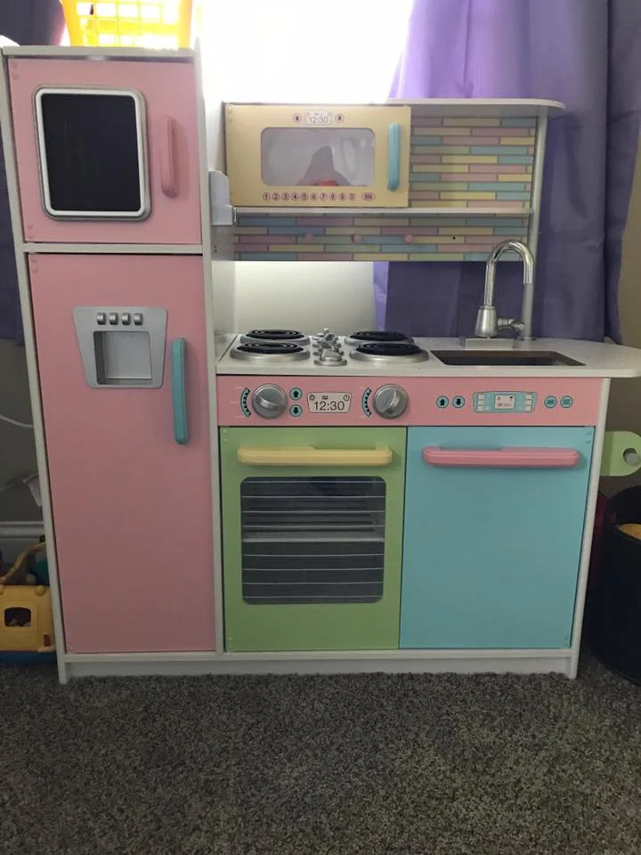 Perfect Little Kitchen