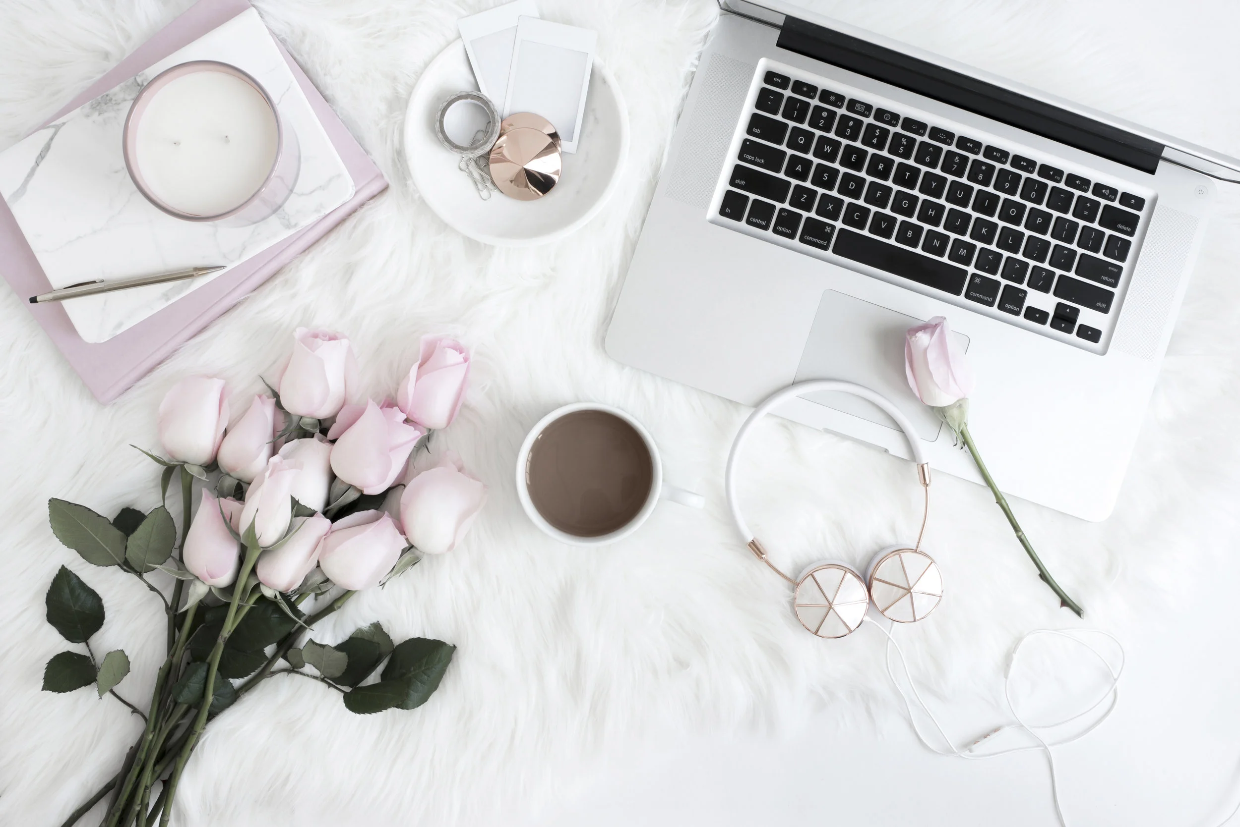 roses+ipad+headphones+2.jpg