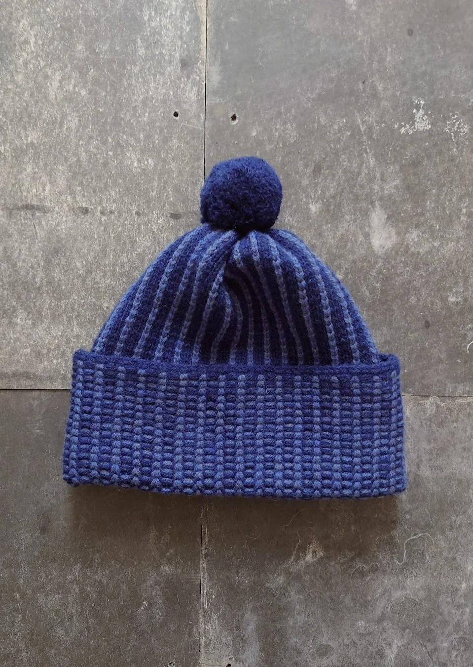 kate-jones-bold-stripe-hat-deepblue.JPG
