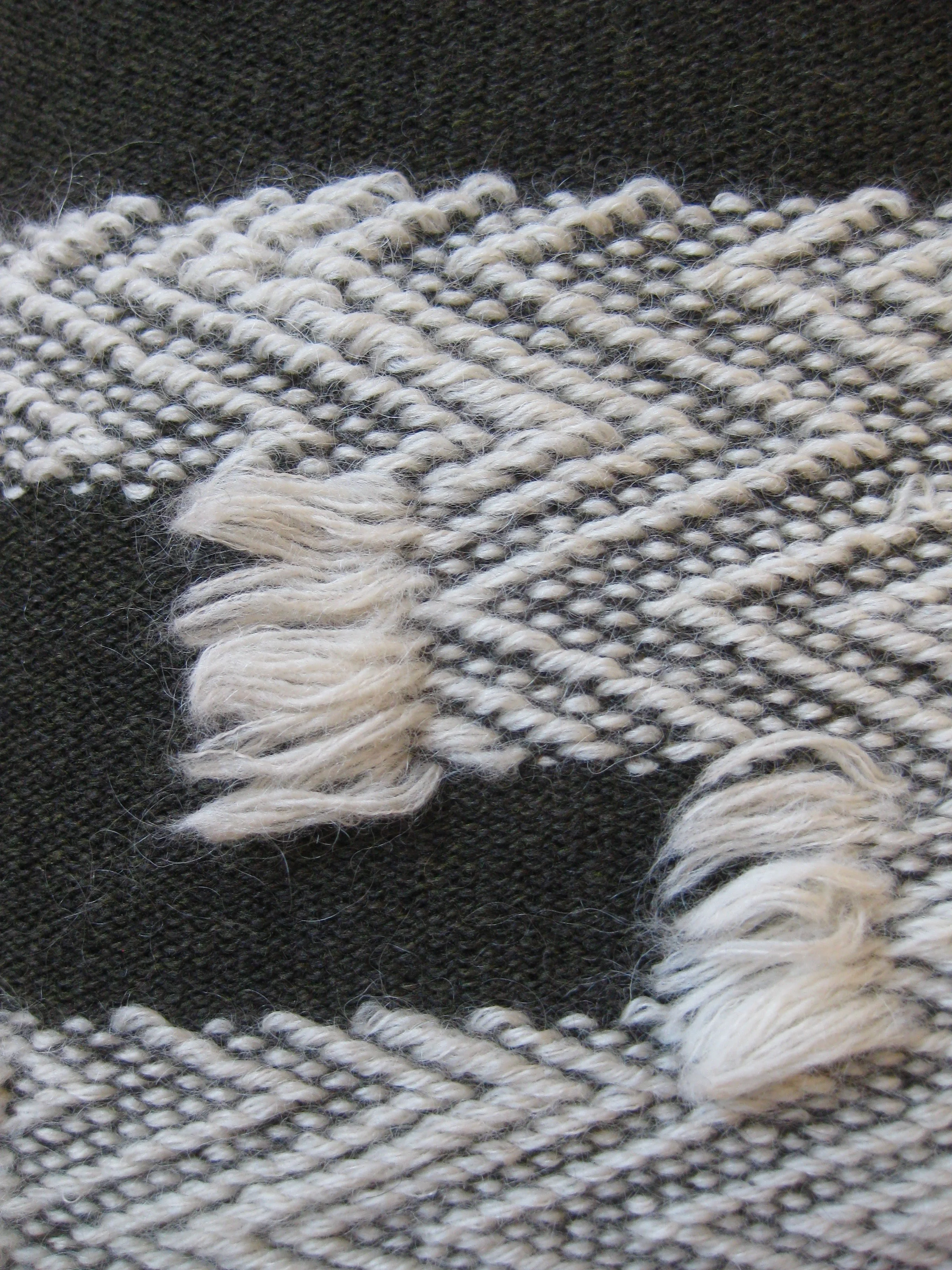 pair-cushion-version-2