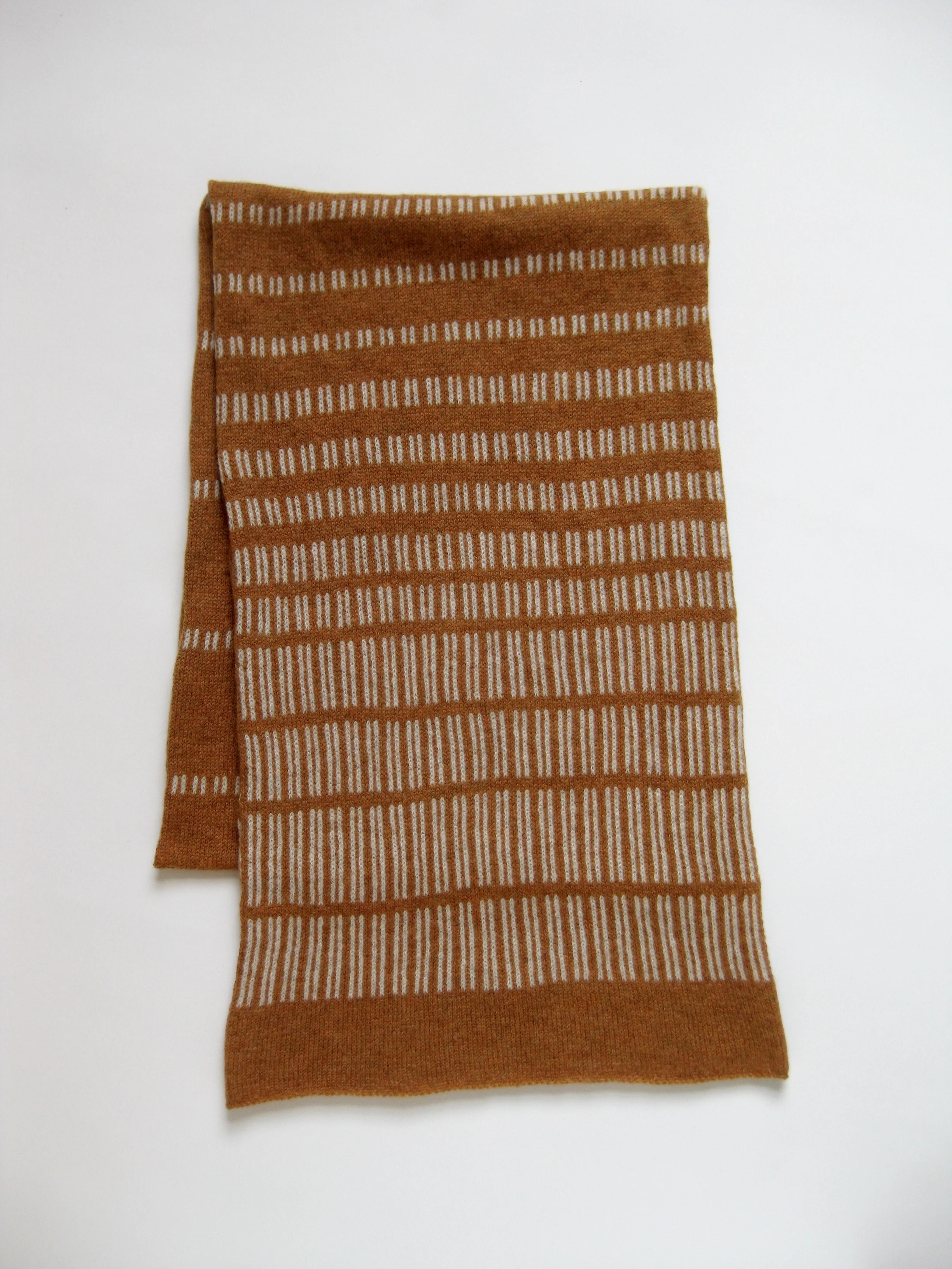 lundy-wool-scarf-ginger