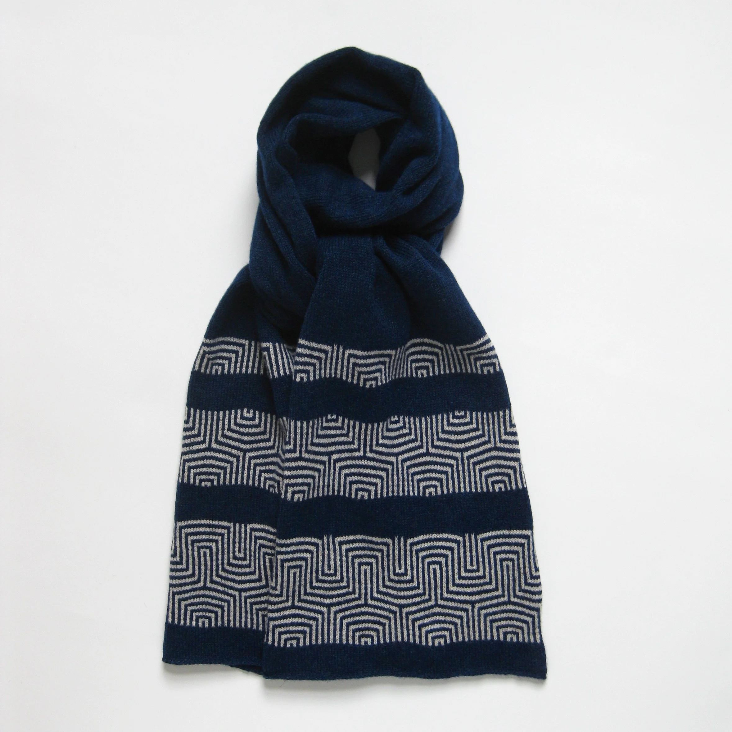 gorse-wool-scarf-dark-blue