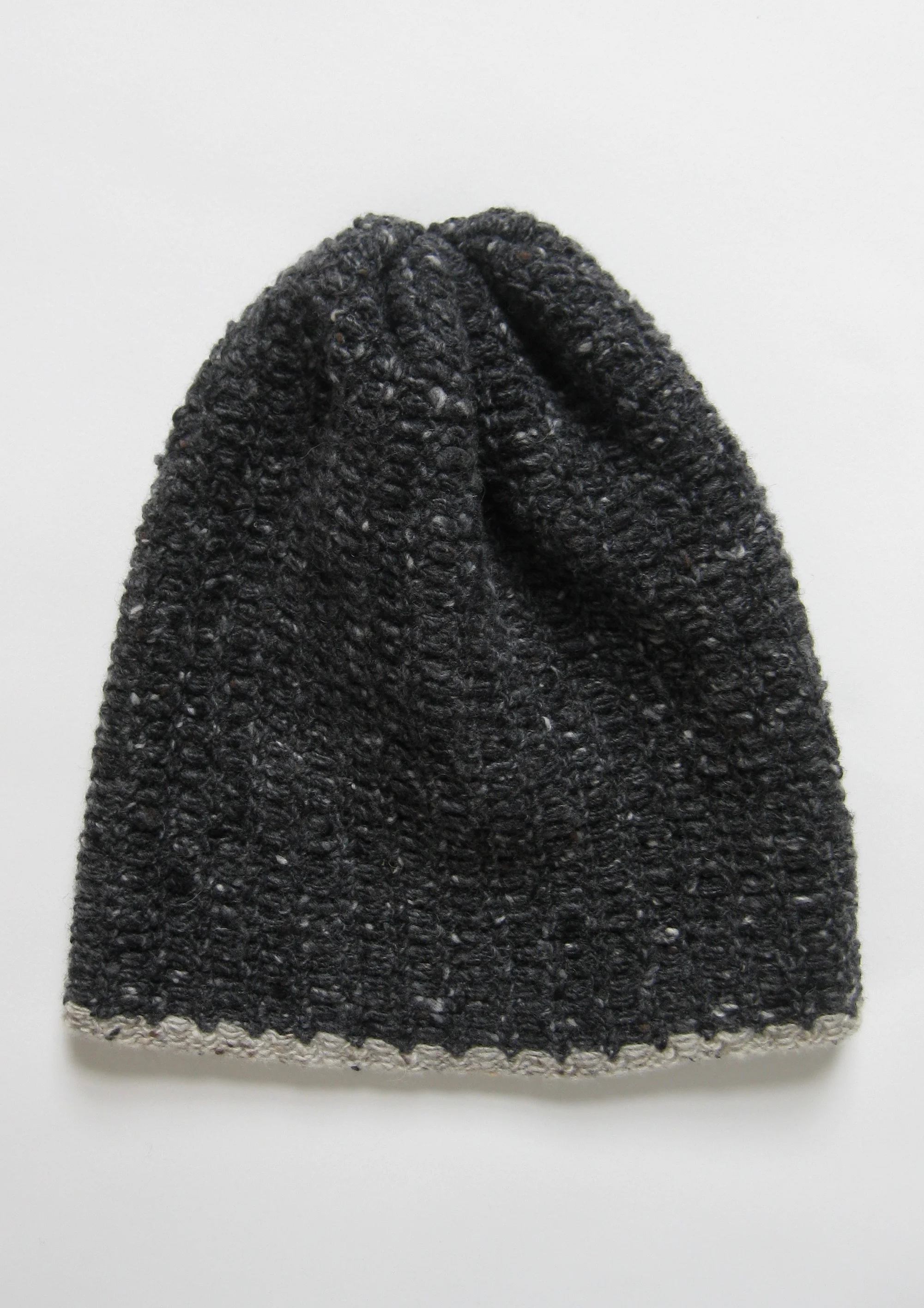 shingle-wool-beanie-charcoal