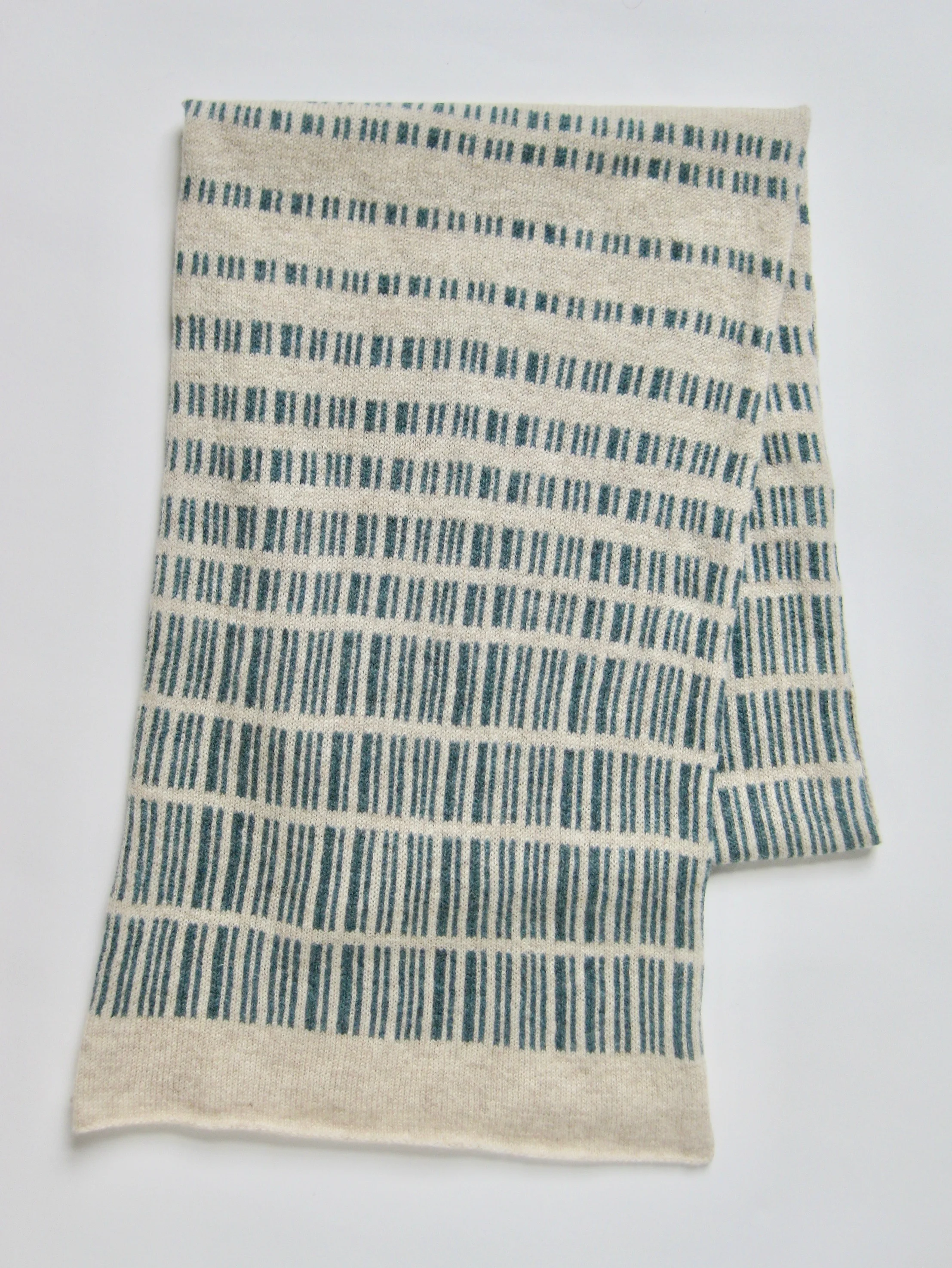 mull-wool-scarf-linen-caspian