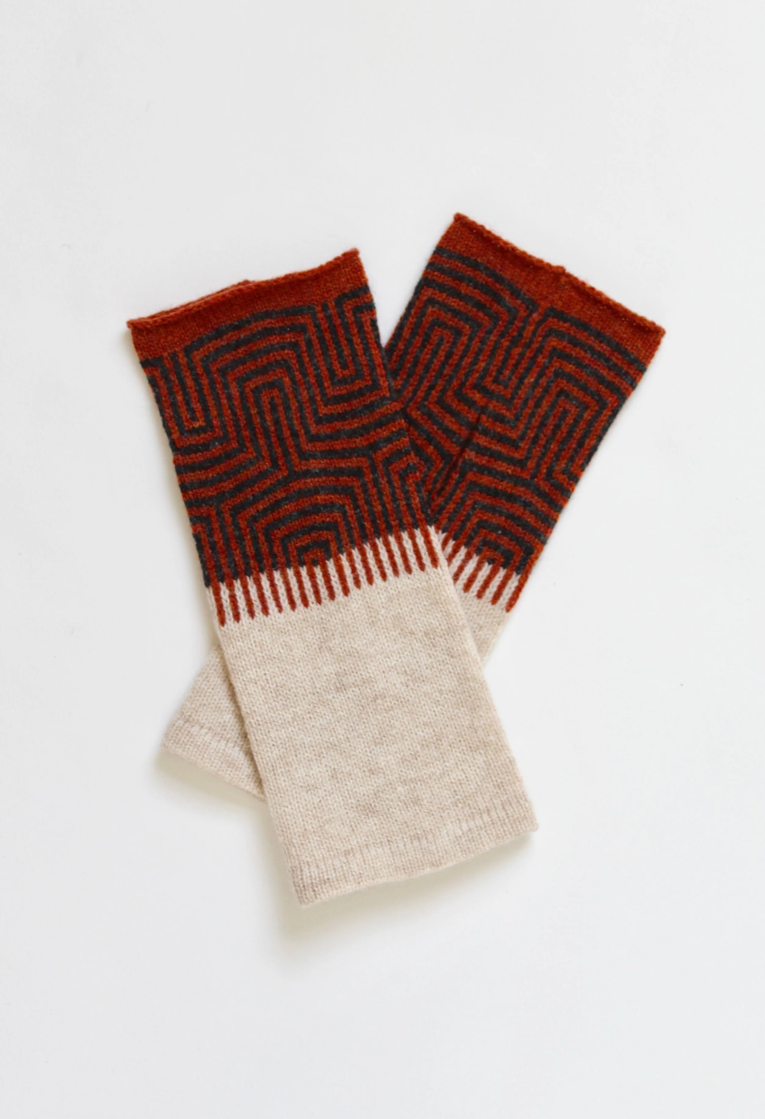 kate-jones-gorse-gloves-ecru:rust.jpeg