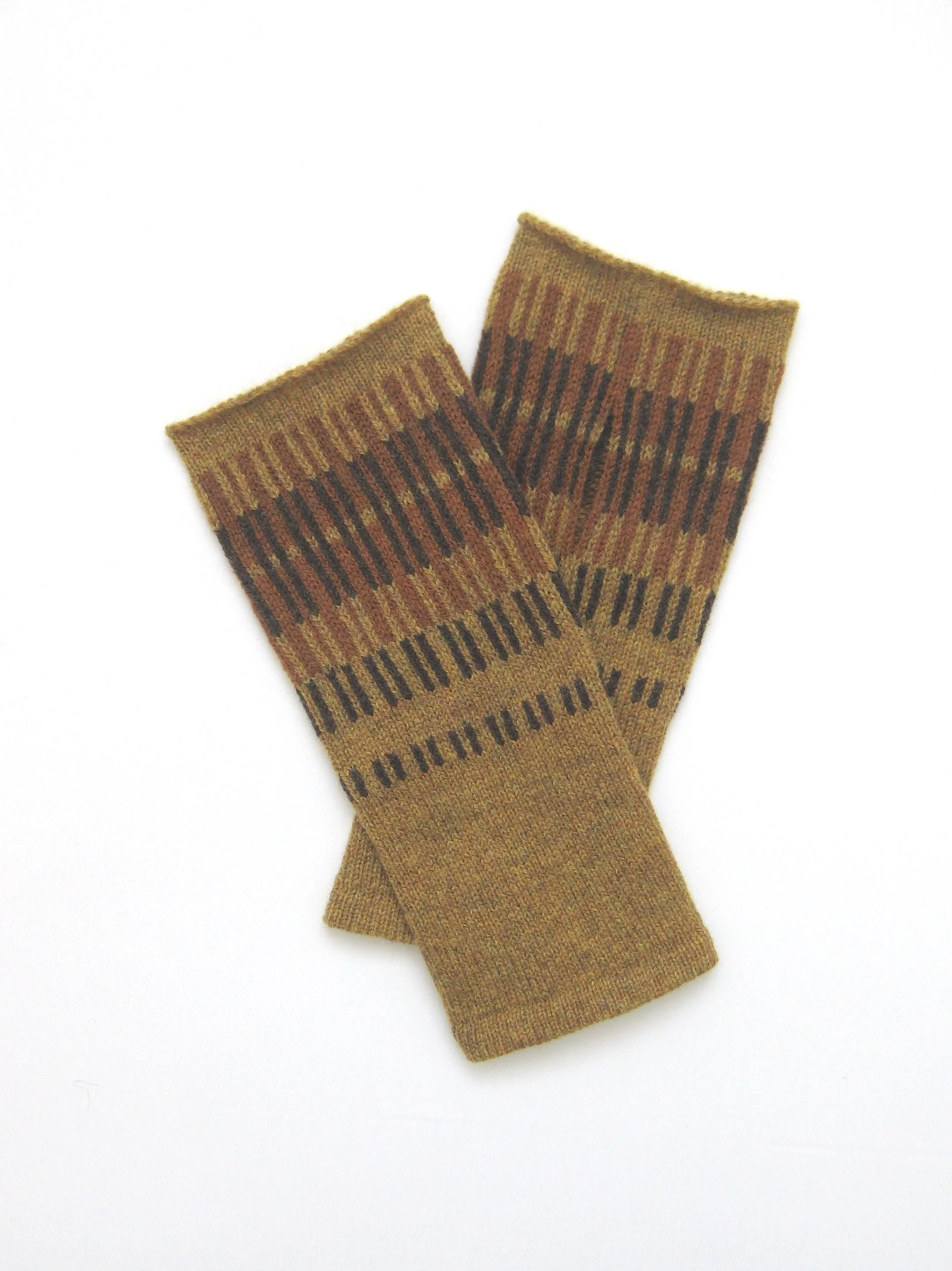 kate-jones-wool-lundy-fingerless-gloves-mustard.JPG