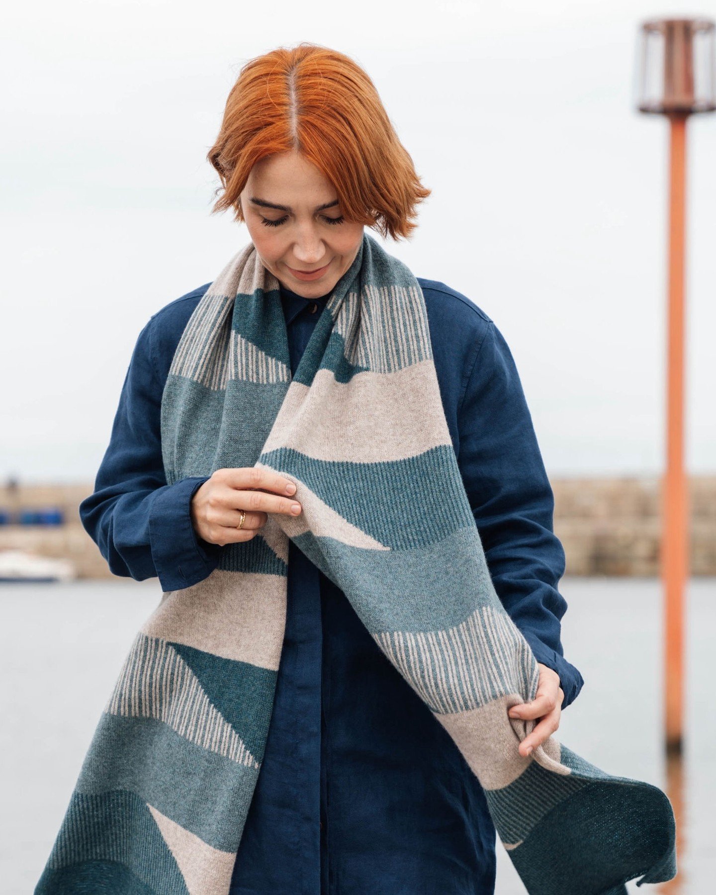 Although it's almost May, it still feels like the Winter months at times in Margate and woolly layers are still a welcome addition.

Fingers crossed for more sunshine this weekend!

Photographed by @harri_bentley_photography Lambswool Shadow Scarf wo