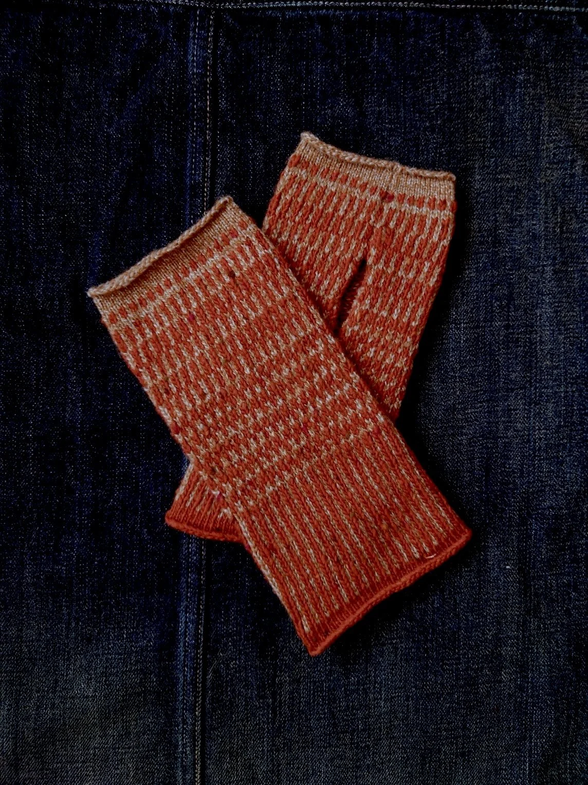 kate-jones-donegal-fine-stripe-gloves-chilli.JPG
