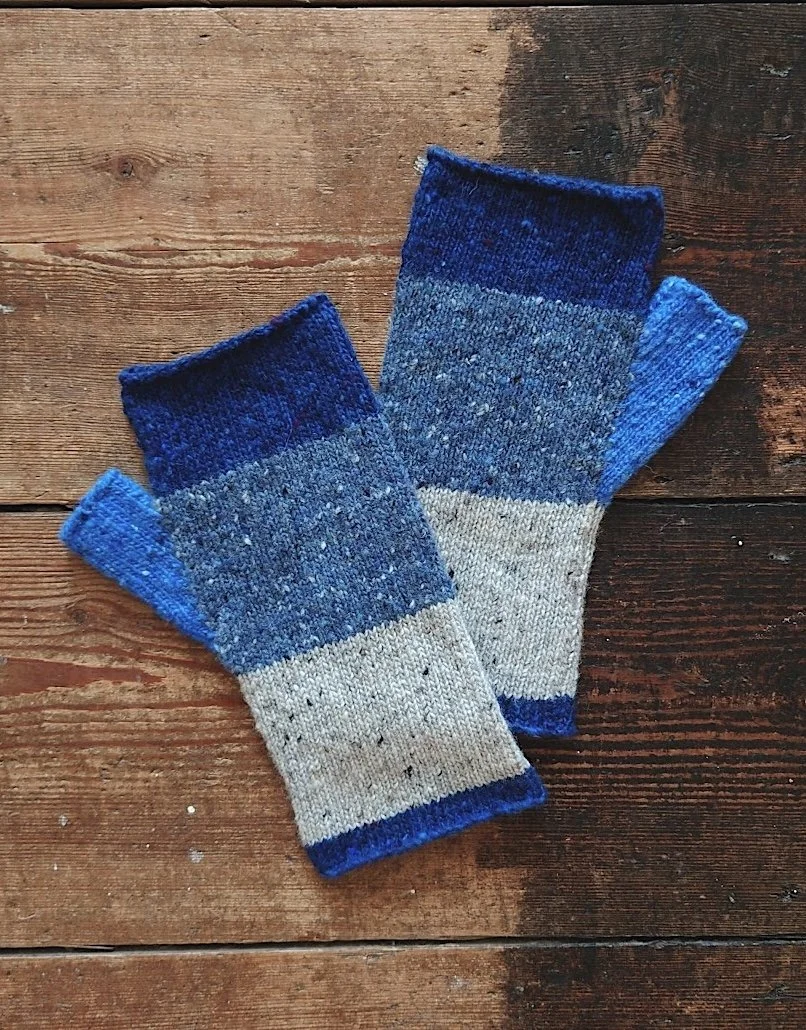 kate-jones-donegal-blok-mittens-indigo.JPG