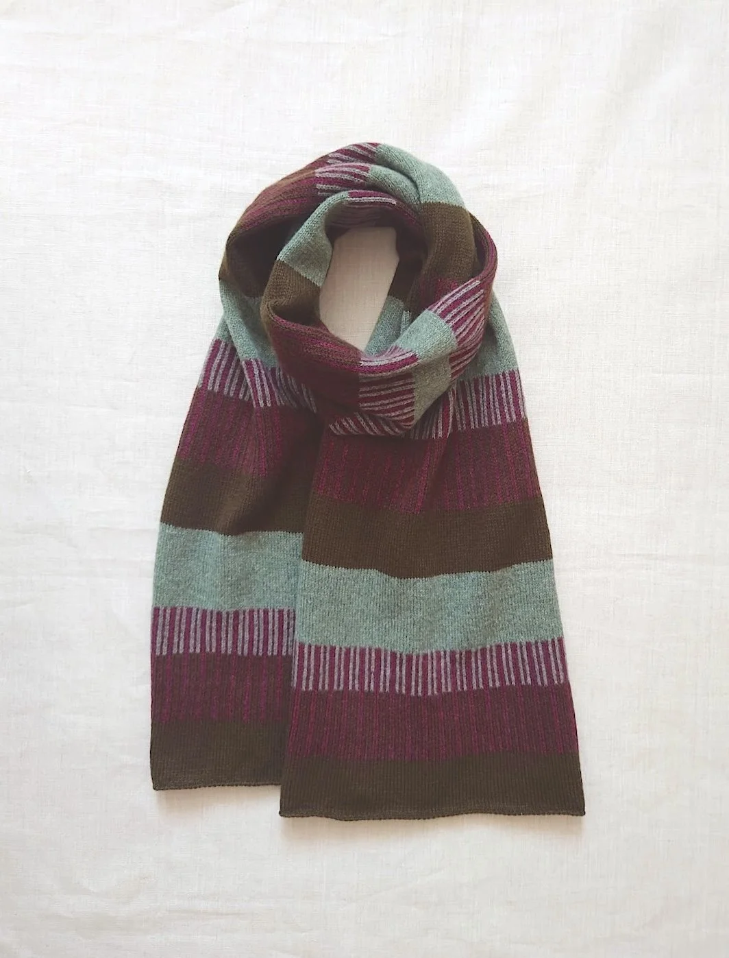 kate-jones-wool-scarf-khaki-blackberry.JPG