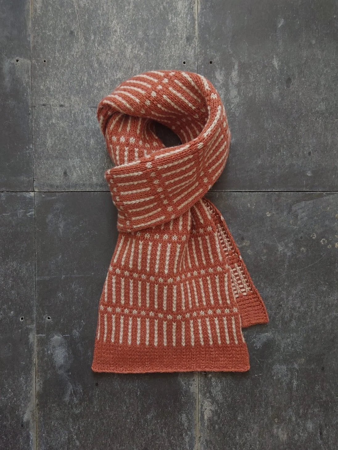 kate-jones-wool-graine-scarf-iron-oxide.JPG