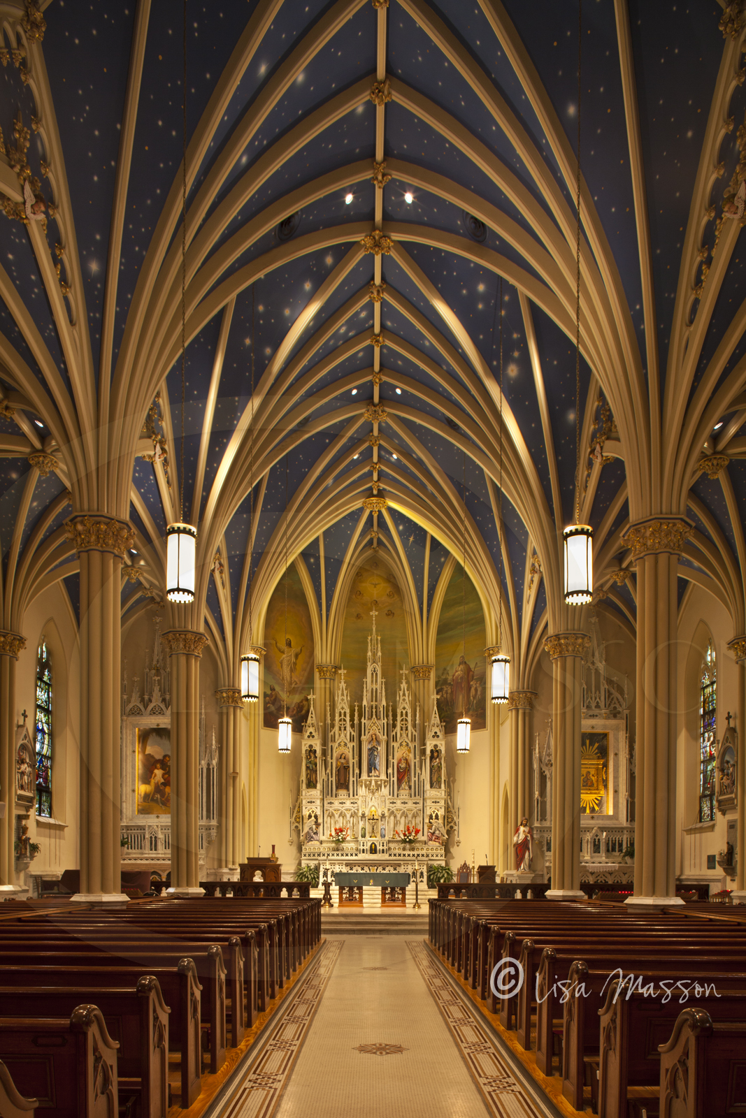 St Mary's Interior 3411.jpg