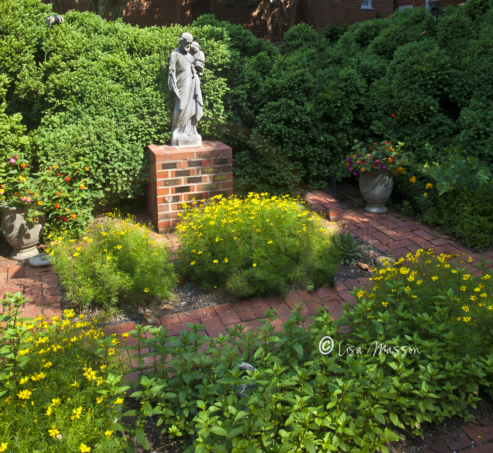 St Marys Garden 6404.jpg