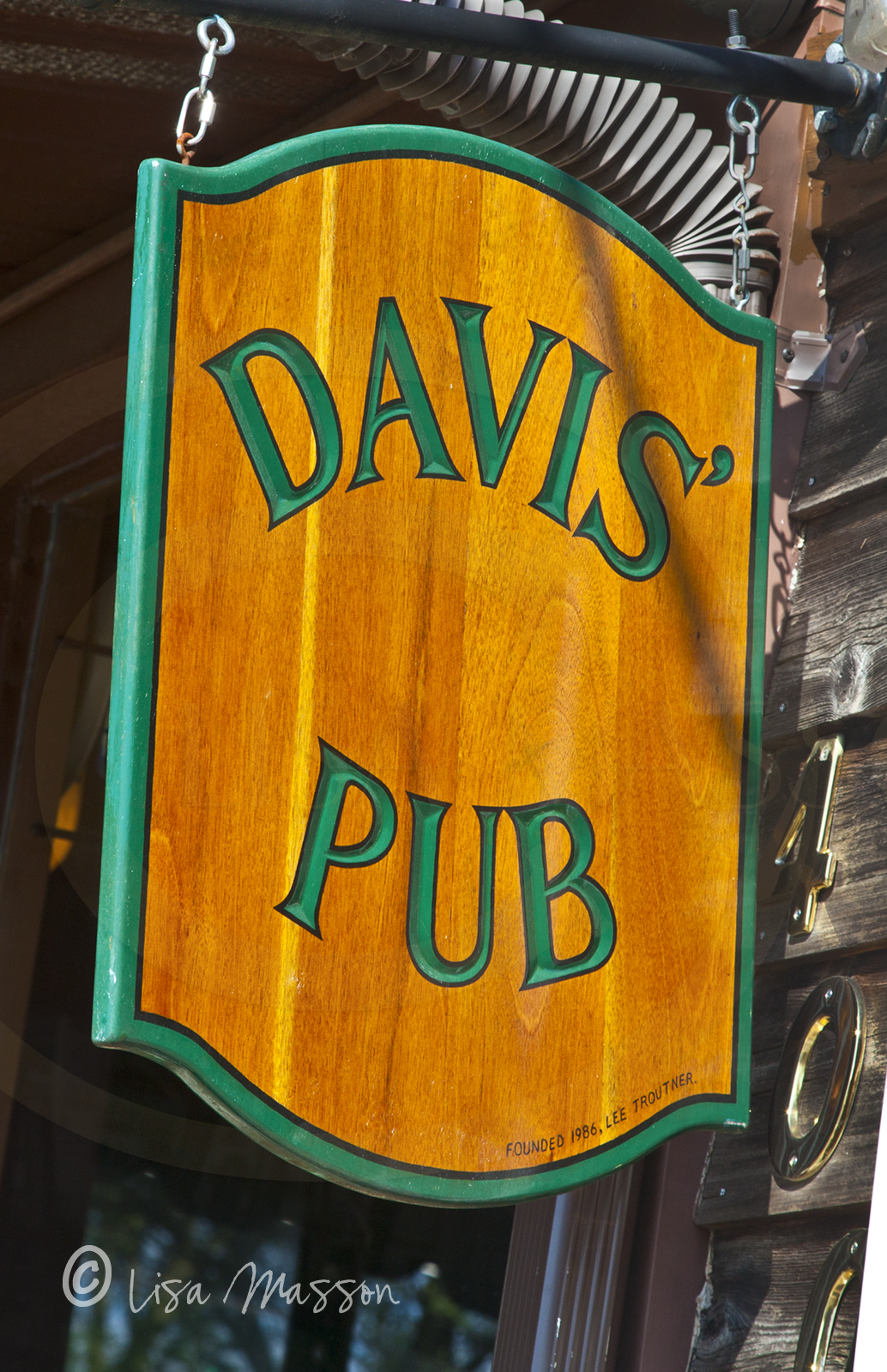 Eastport Davis Pub 3879.jpg