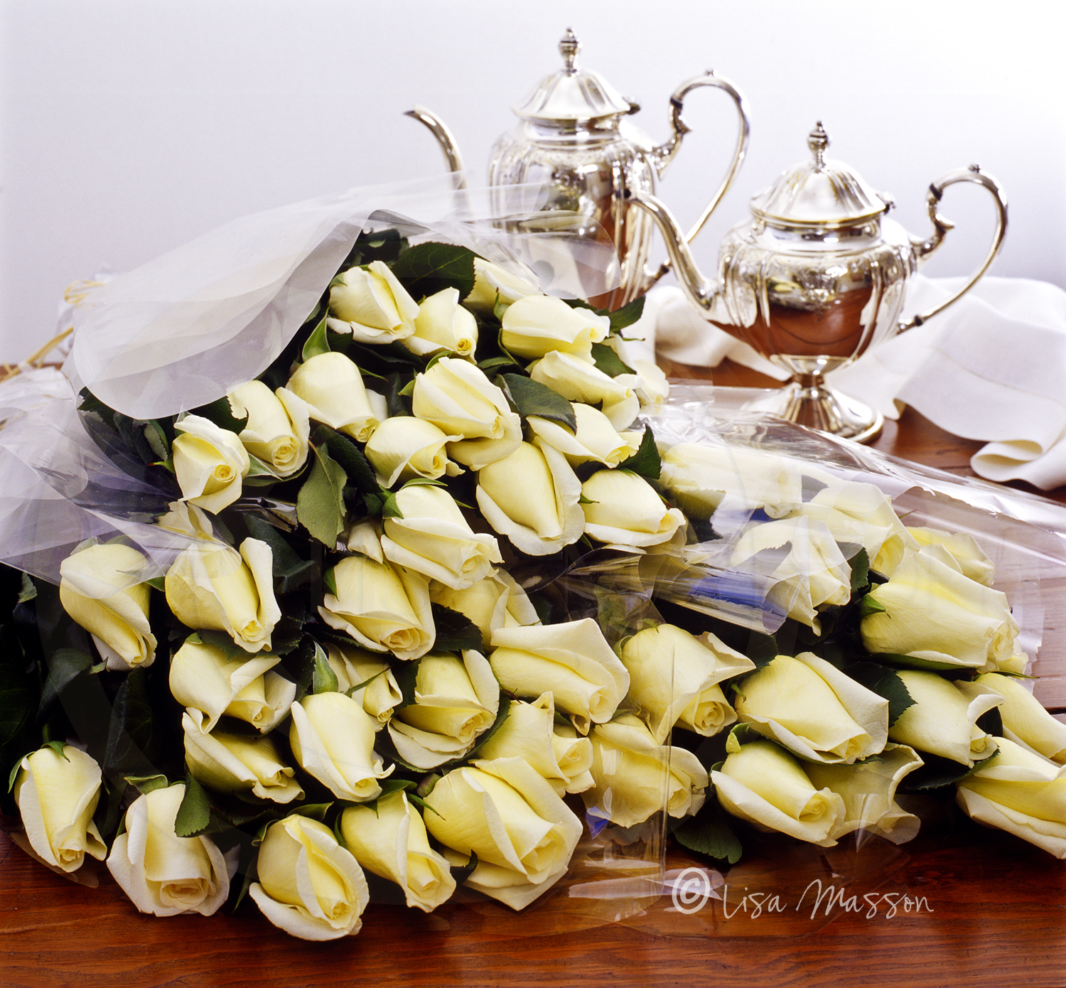 usf2400 White Roses©.jpg