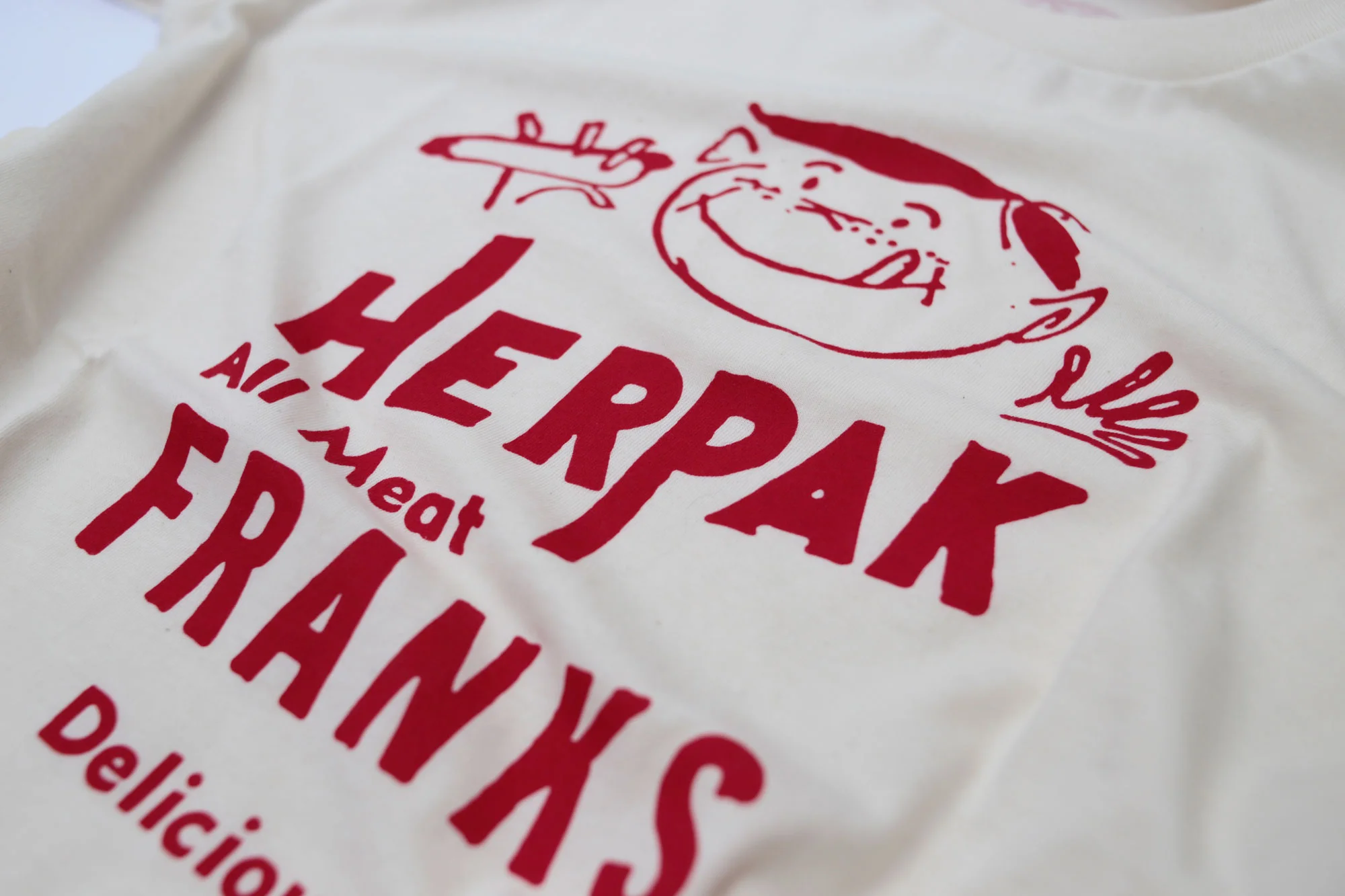 Tee_Herpak_02.jpg