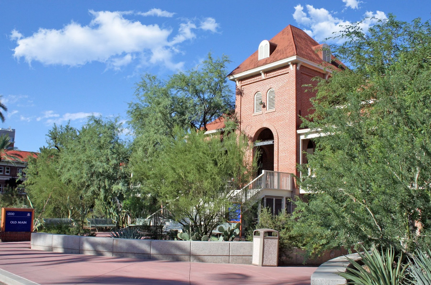 UA OLD MAIN