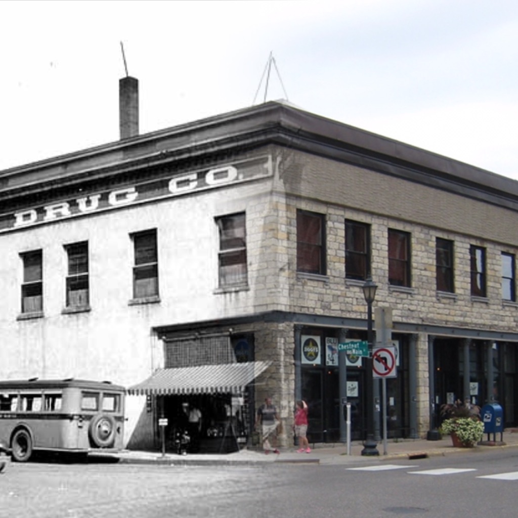 This is a "Time Tunnel" photo that takes you from 2016 to ca.1925. The photo is at the same location and is morphed between the two time periods. Historical photo is from the John Runk Collection, Stillwater Public Library. The 2016 photo is credited to T. Wieland and R. Molenda. Click or Tap on the Photo to view the 2016 photo by Tom Wieland.