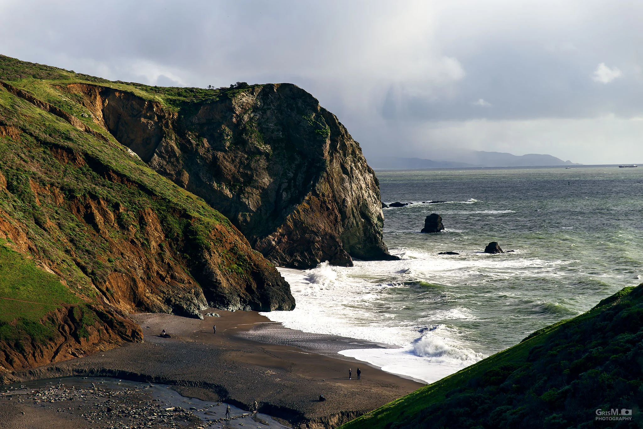 Then we climbed the 800 steps trail for a better vantage point. Warning: This is not for the faint of heart. I thought I would get blown right off the cliff with the high winds that were coming up from the ocean.