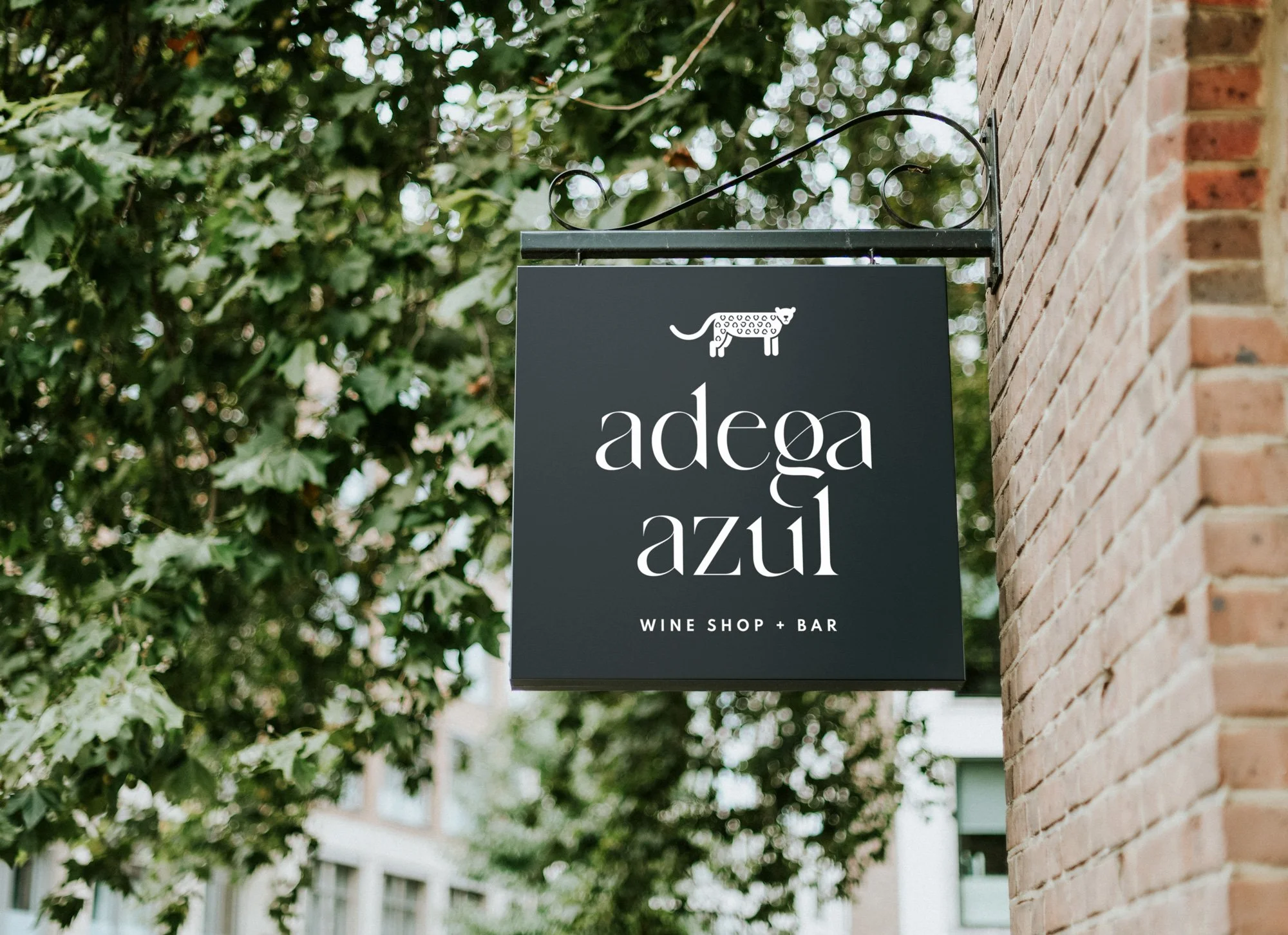 Adega-vertical-sign.jpg