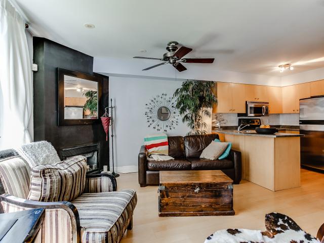 09_livingroom4.jpg