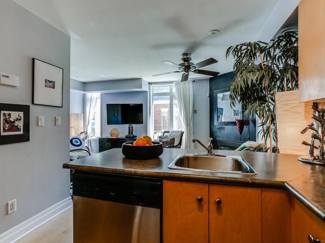14_kitchen3.jpg
