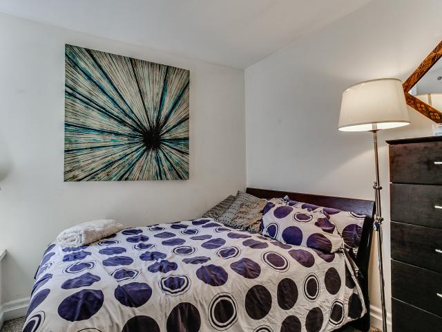 19_2ndbedroom1.jpg