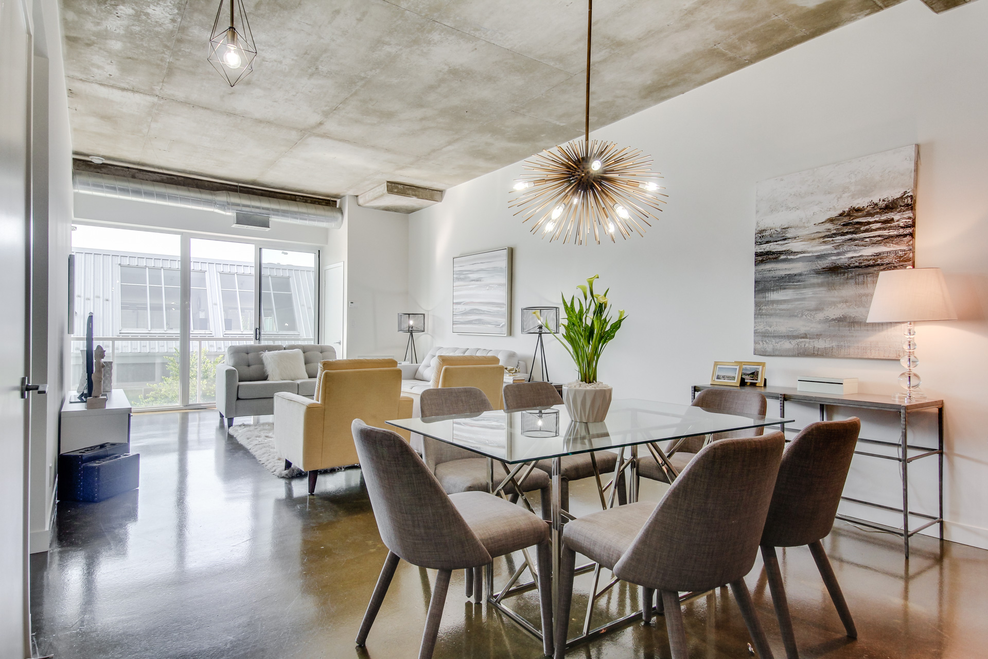 15_diningroom1.jpg