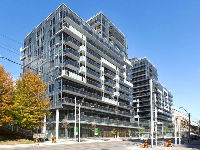 02_exteriorfront22.jpg