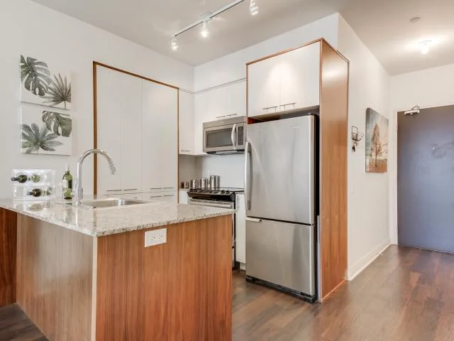 17_kitchen2.jpg