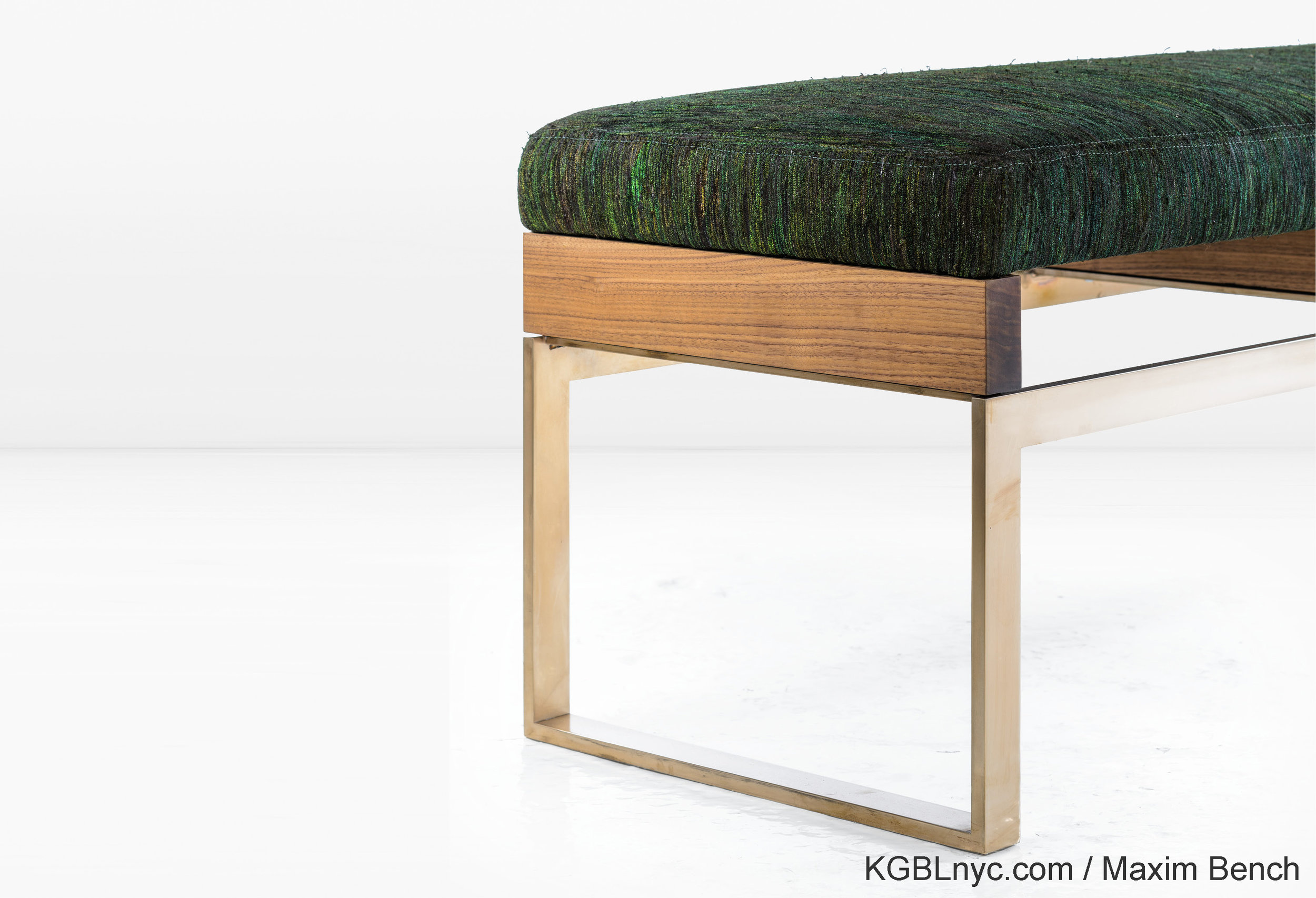 maxim bench peacock www.jpg