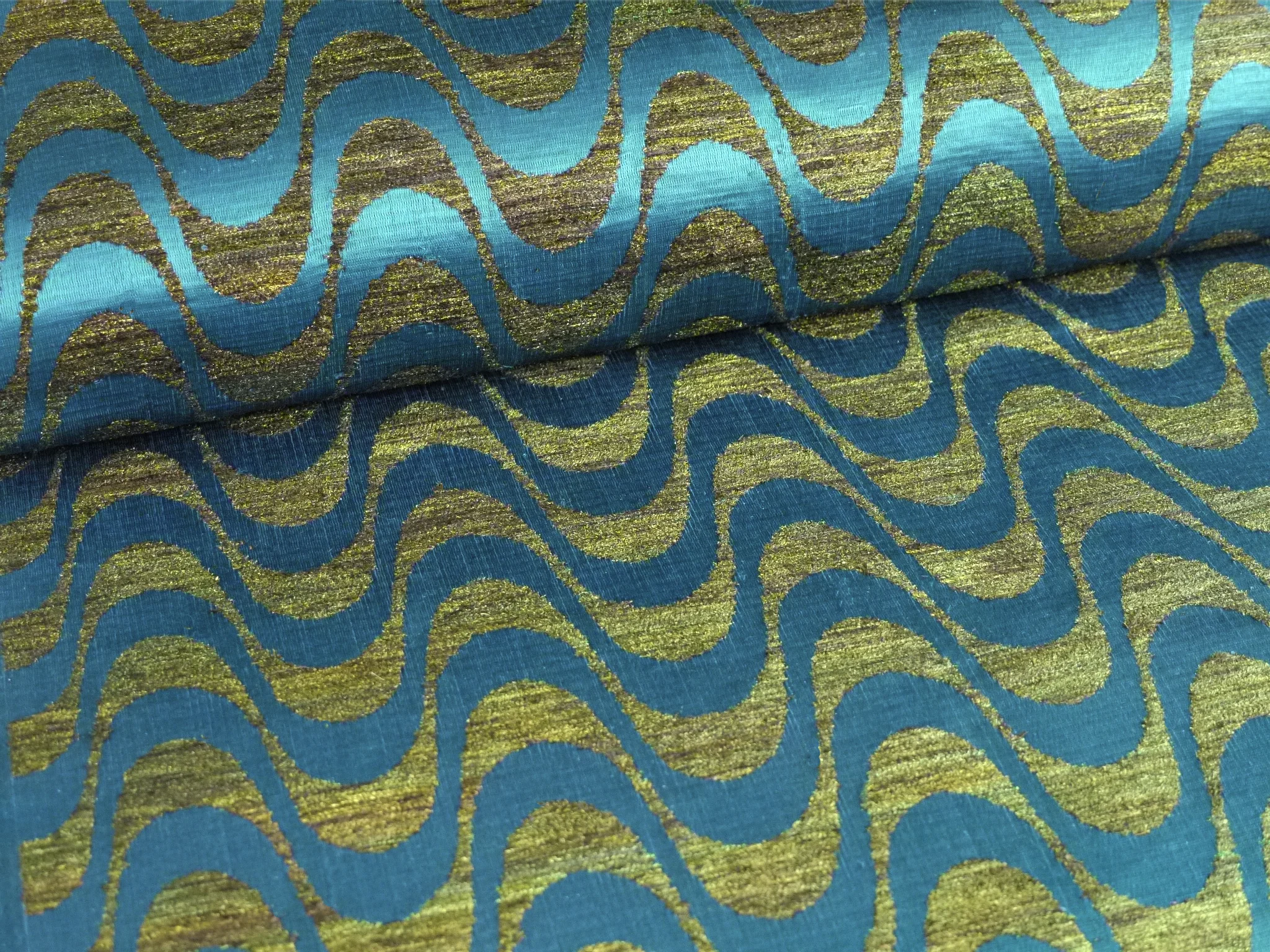 MorWaveT [drape2].jpg