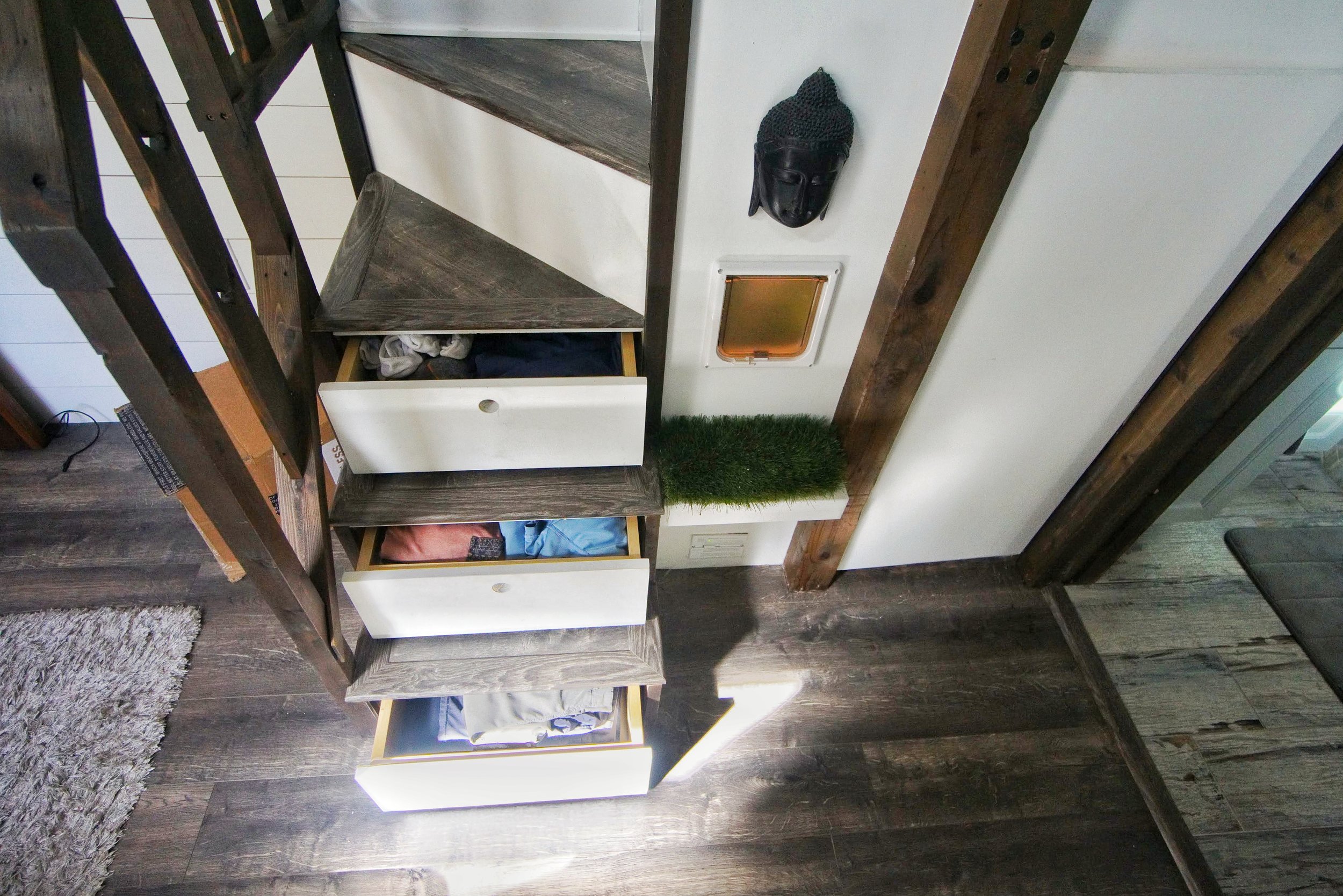 5 Tiny-House Storage Ideas to Steal from the Experts