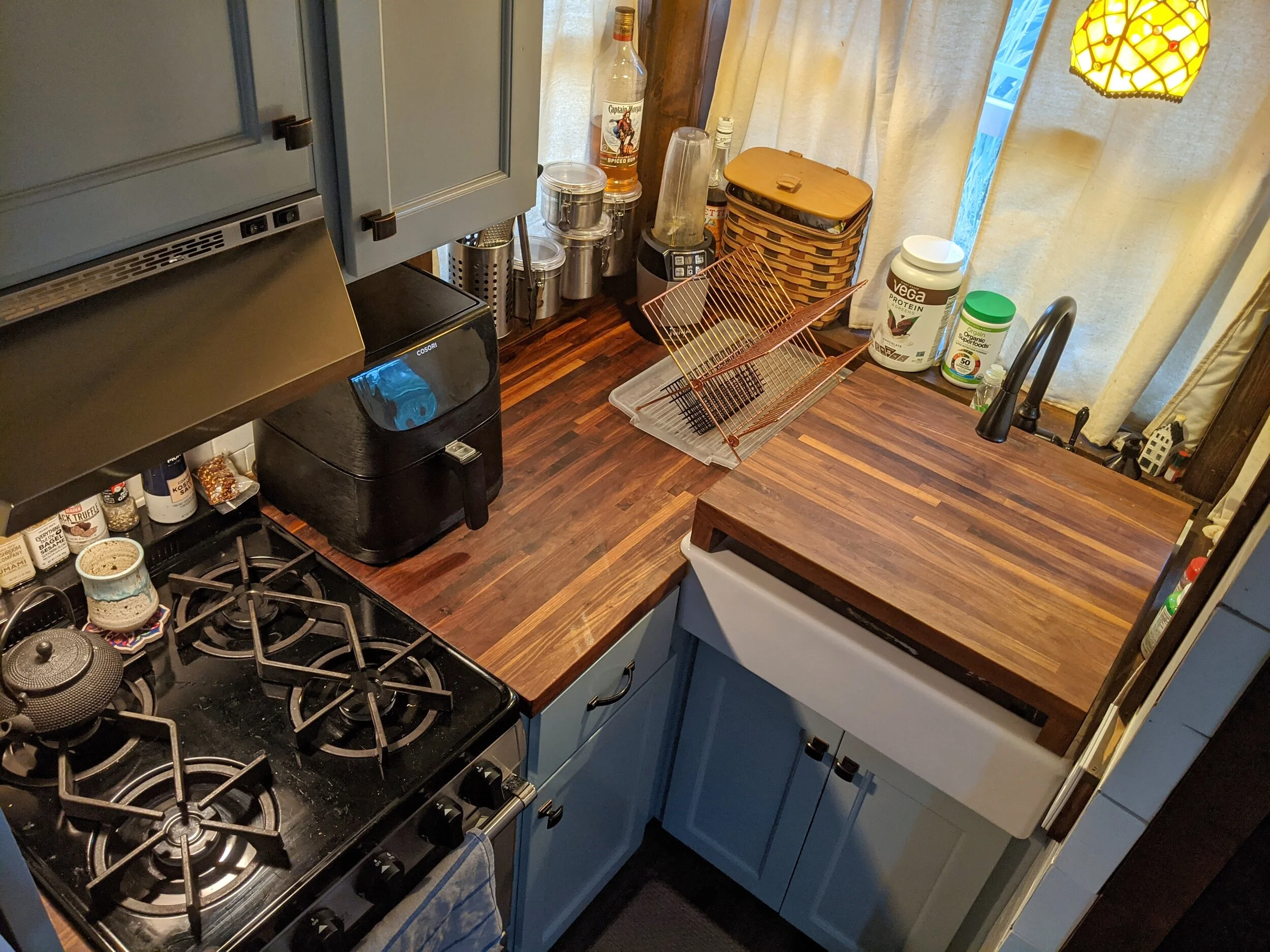 25 Tiny House Storage Ideas for Any Size Home