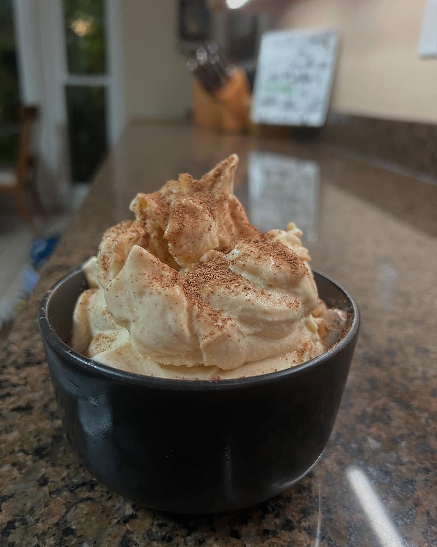Can you make progress eating this bowl of ice cream every night? The answer is yes you can. It has 22 grams of protein, half of a gram of fat and 14 grams of carbs. Ask me and I’ll tell you all about it. #nutrition #macros #calories #mealplanni