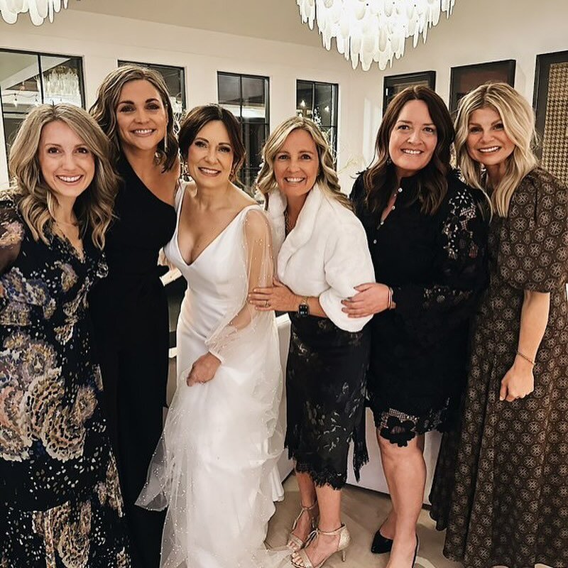 God can redeem anything! 🤍

What a night celebrating the love story of @lysaterkeurst and Chaz alongside all these beautiful friends! 

Beauty from ashes. It&rsquo;s what God does! 🤍 And we are here. for. it!! 🙌

@lysaterkeurst @meshali @courtney_