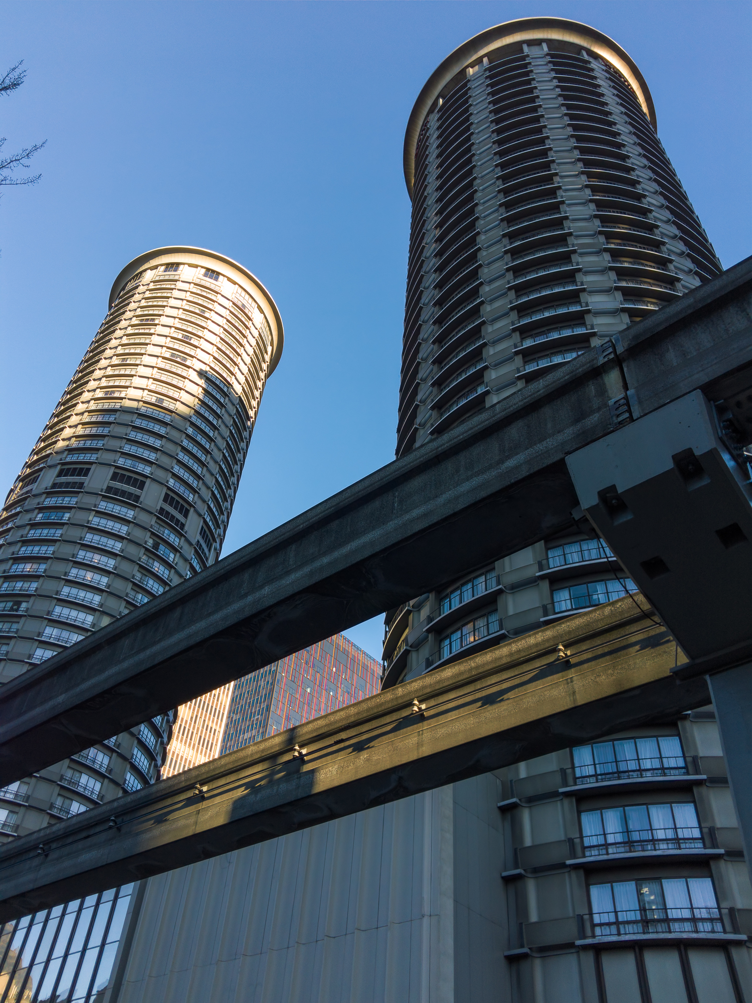 Monorail and Highrises - L16