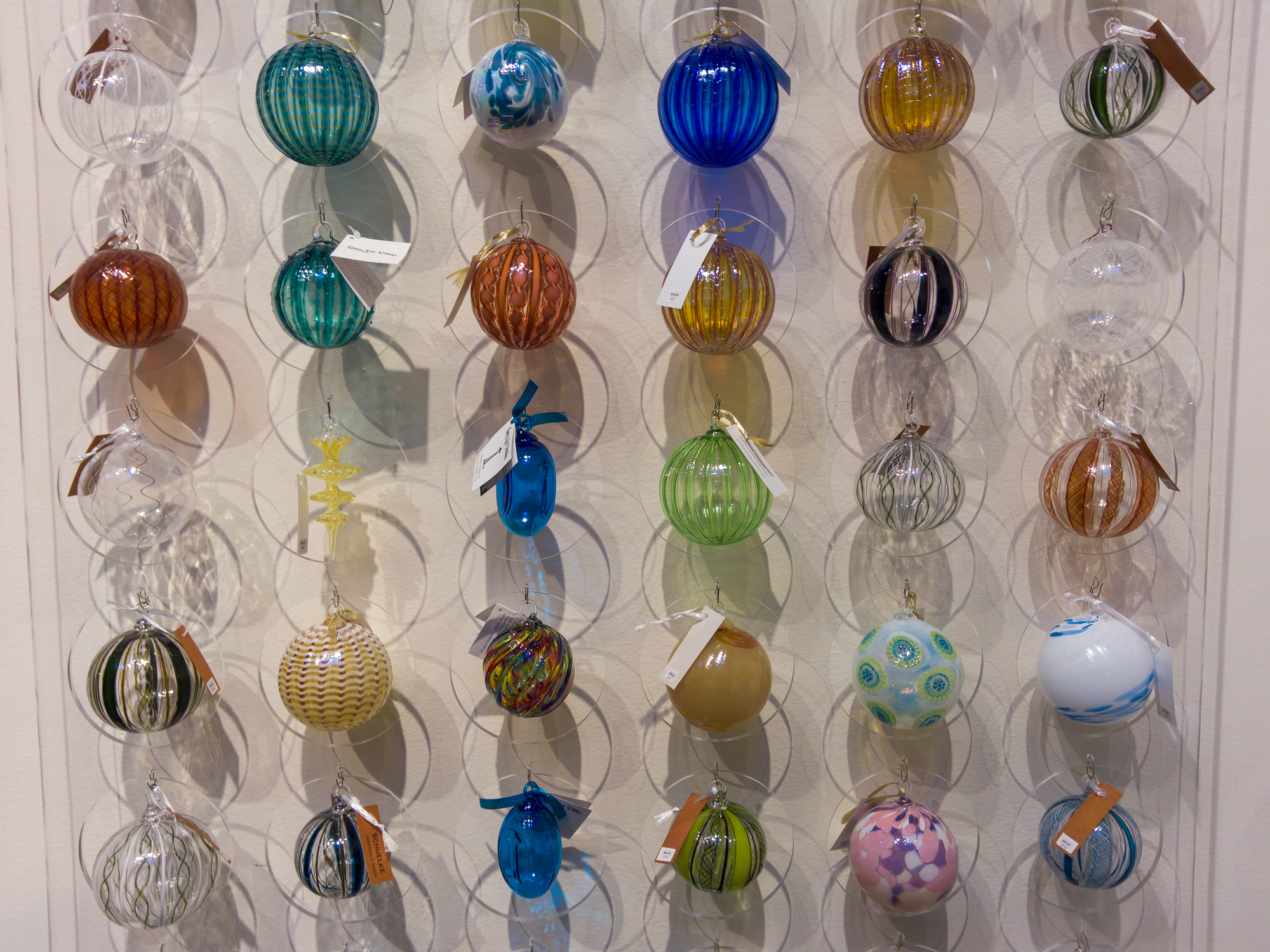 Glass Ornaments - L16