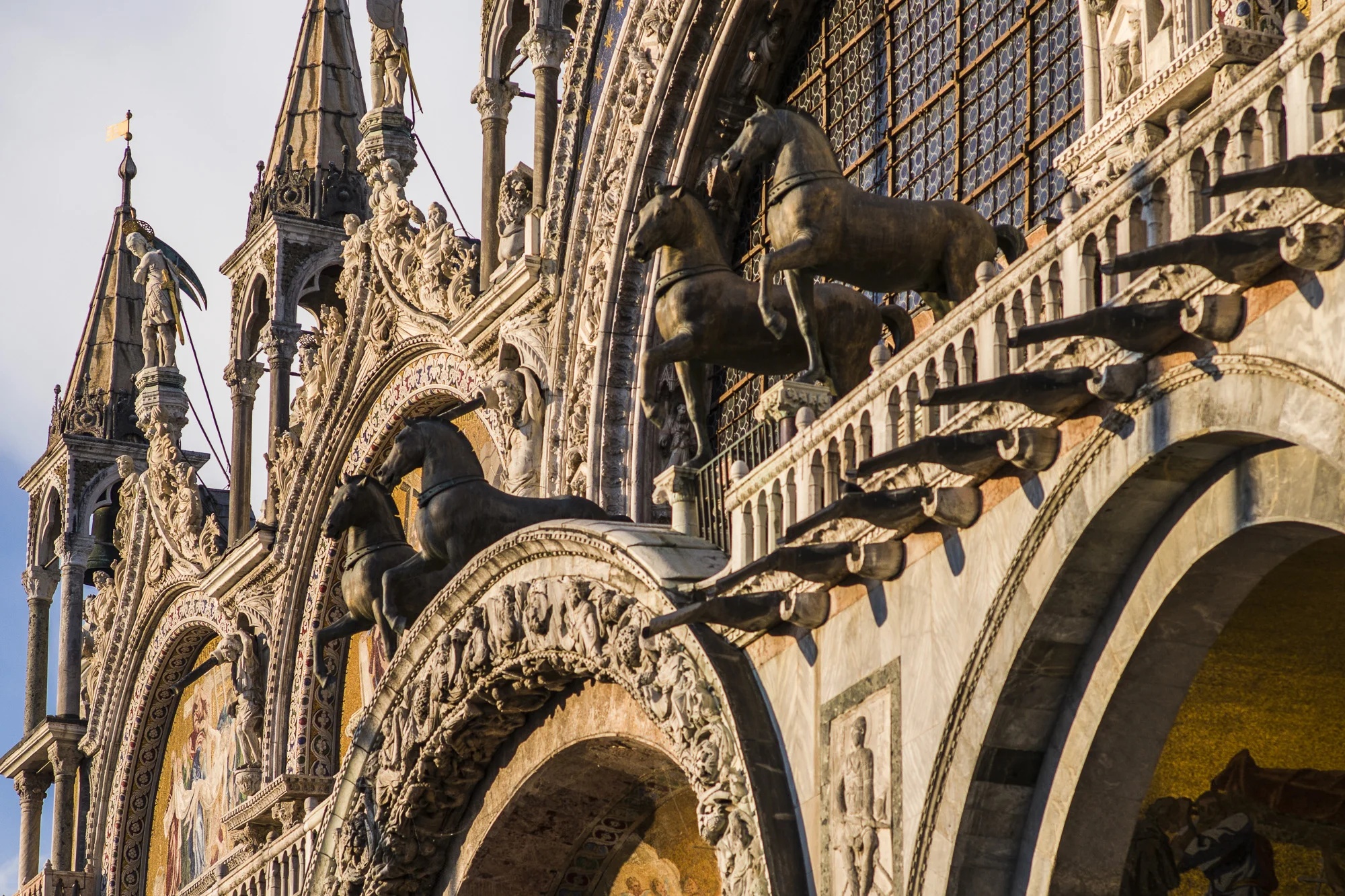 The bronze horses atop St Mark's in Venice courtesy of Constantinople